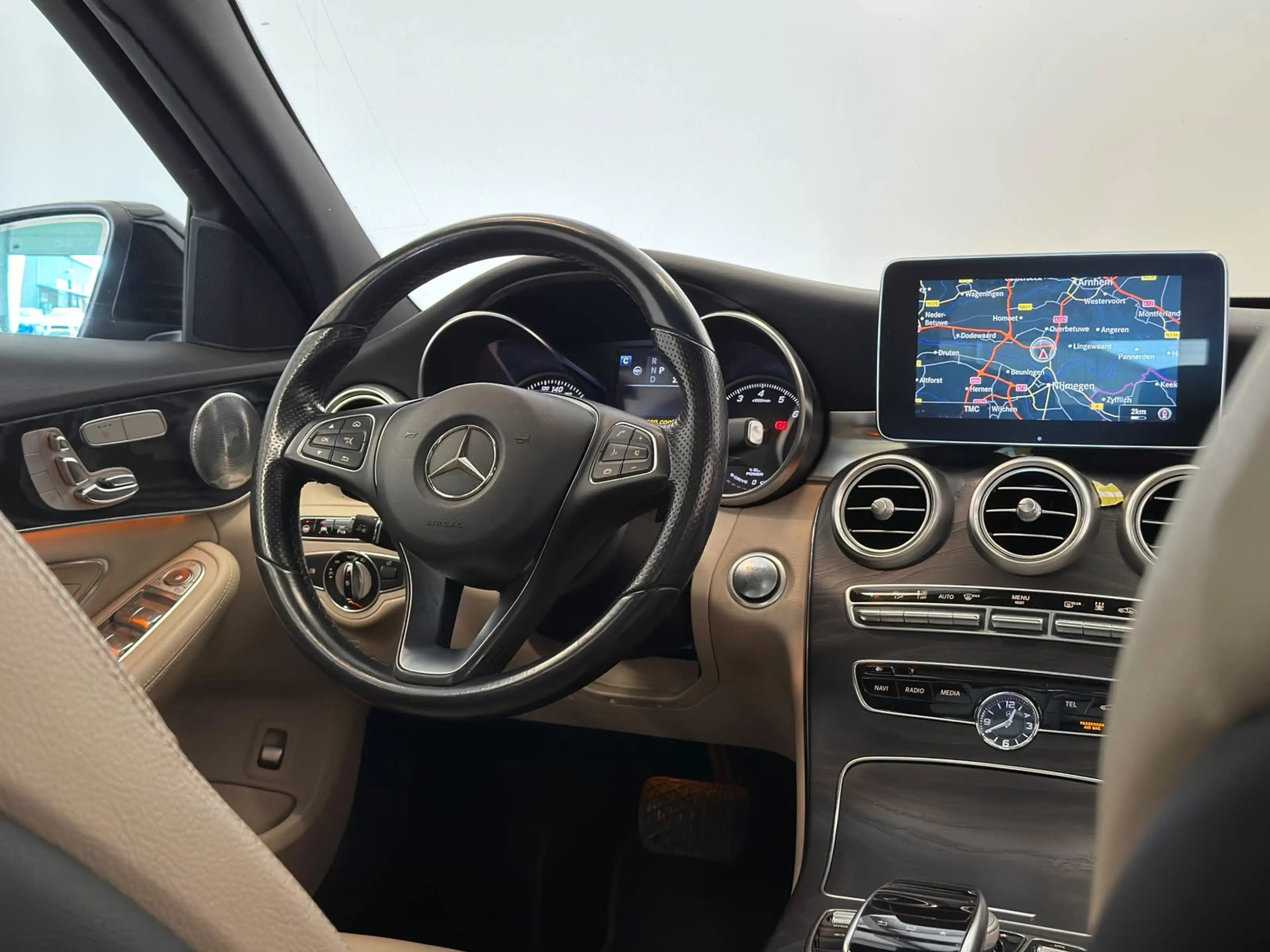 Mercedes-Benz C 350 e / 1e eig. / NL-auto / Pano / Burmester — photo 13