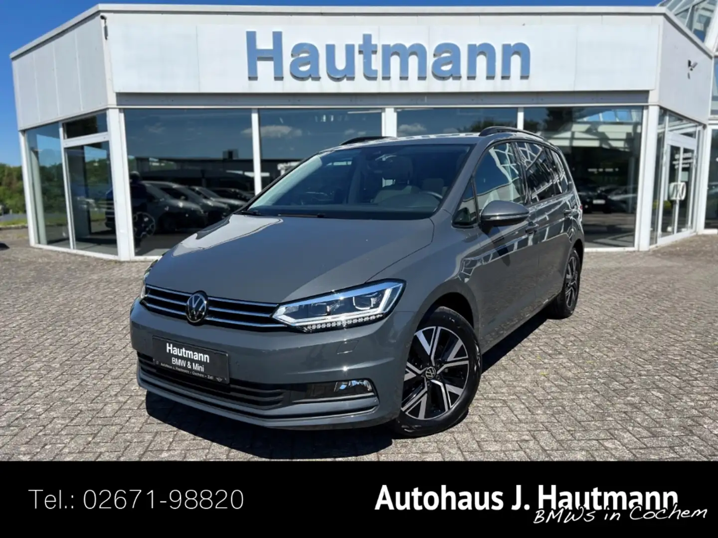 Volkswagen Touran Comfortline +1.HAND+7-Sitze+NP:58.710€+ Gris - 1