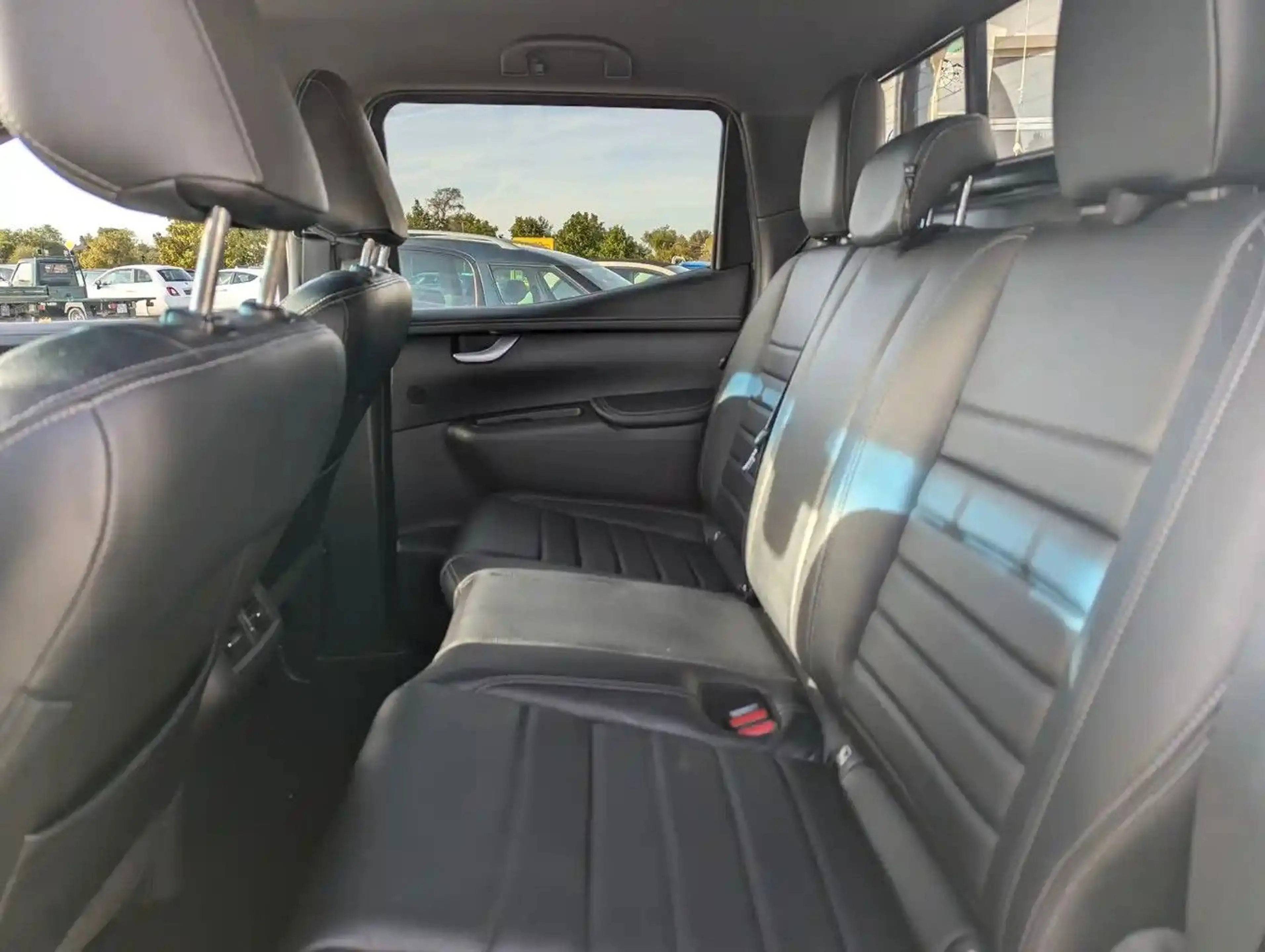 Mercedes-Benz X 350 X X 350 d 4Matic Doppelkabine — photo 11