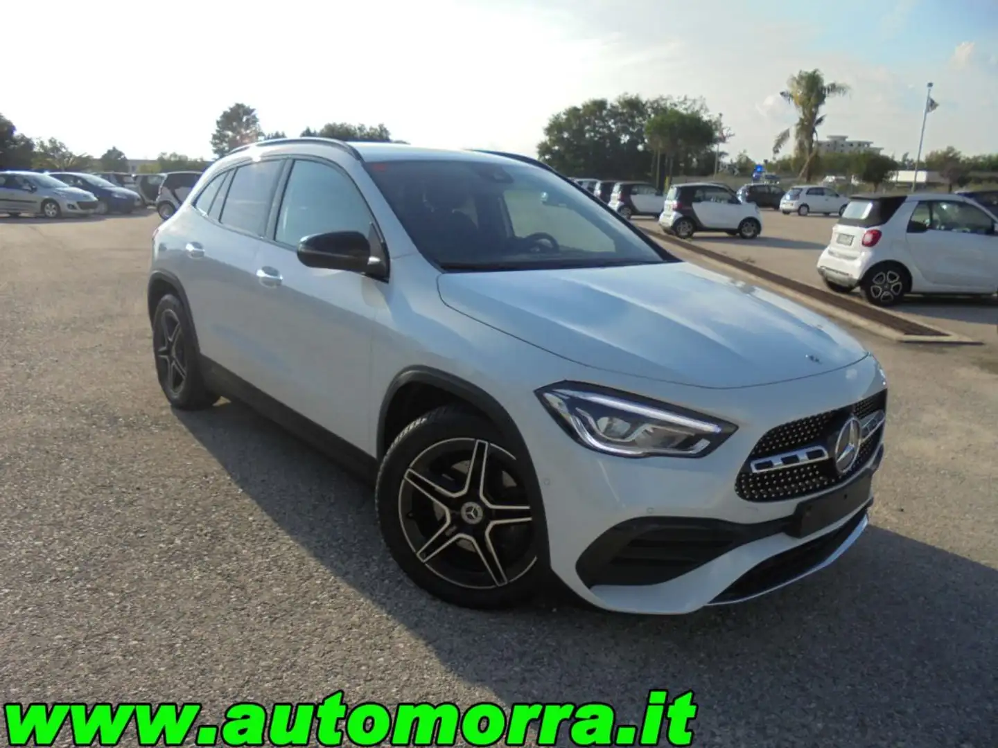 Mercedes-Benz GLA 200 AMG LINE Automatic n°48 Blanc - 1
