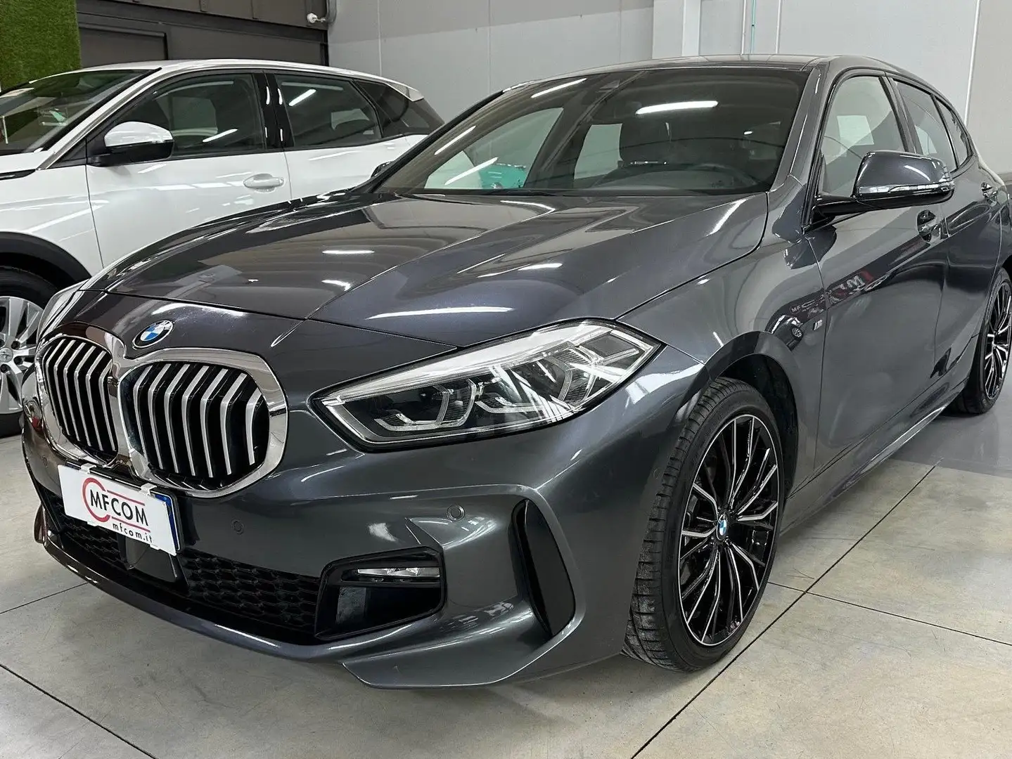 BMW 118 Msport auto Gris - 1