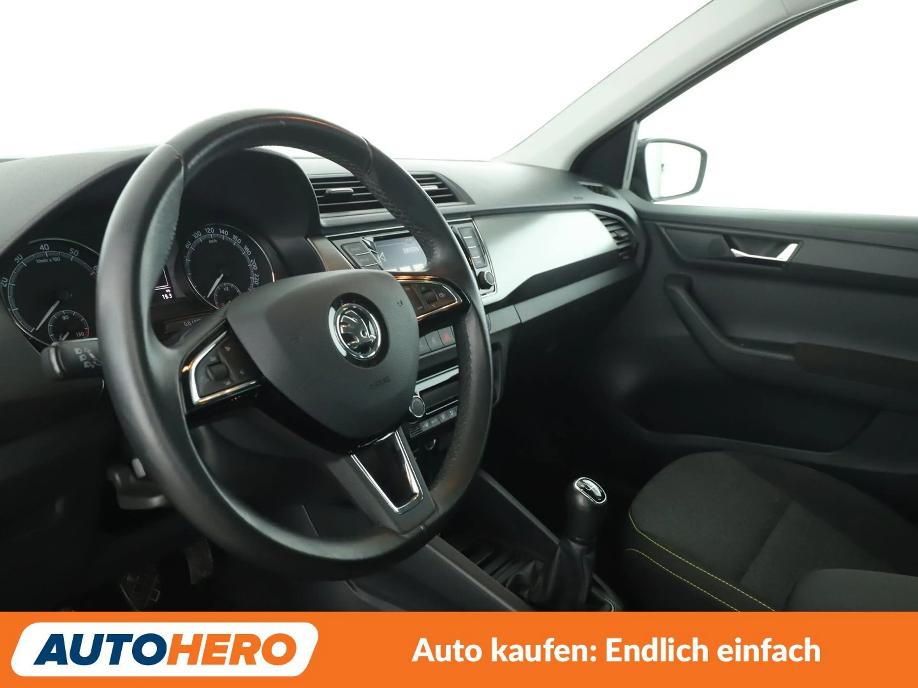Skoda Fabia 1.0 TSI Soleil — photo 11