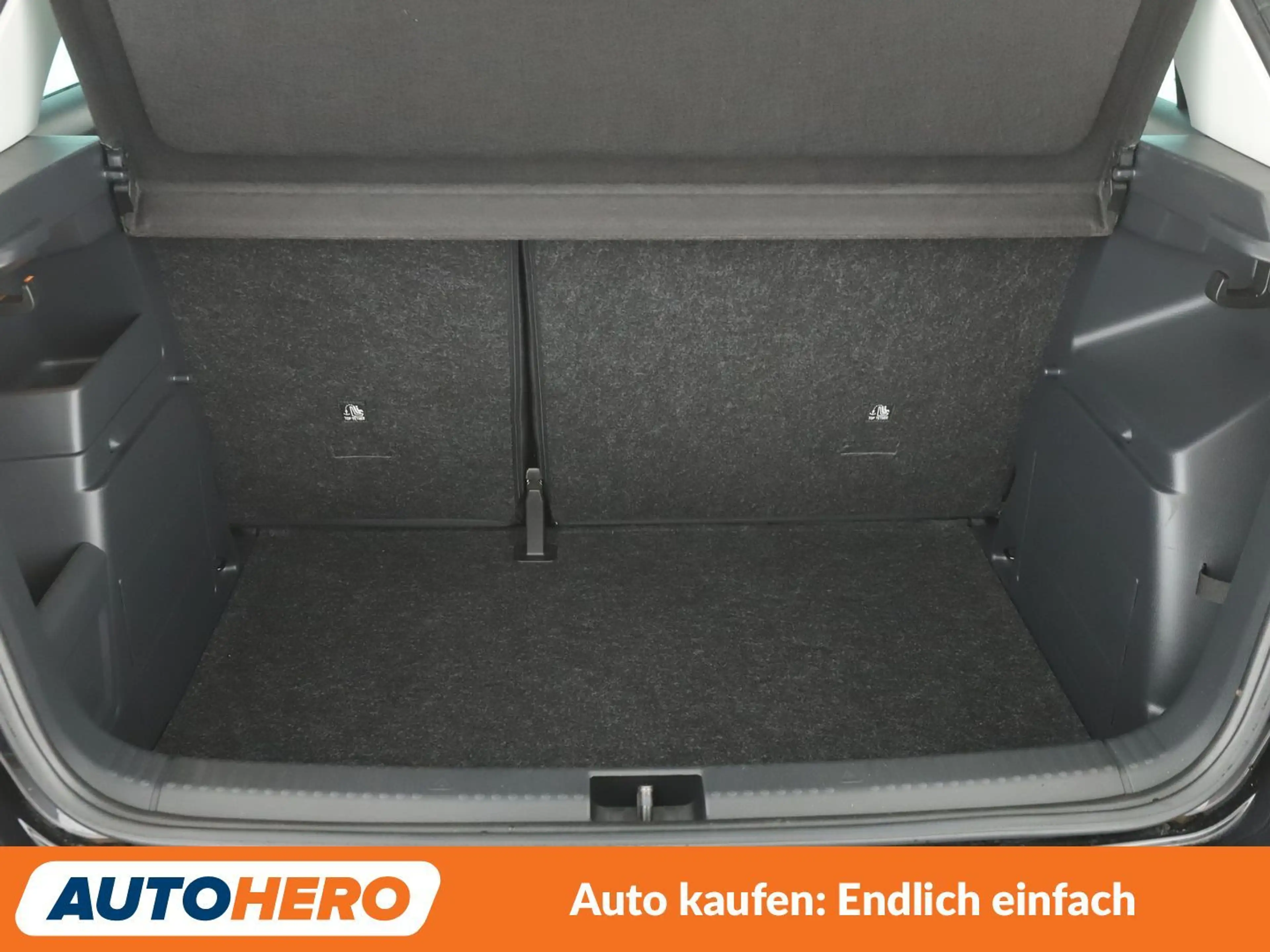 Skoda Fabia 1.0 TSI Soleil — photo 17