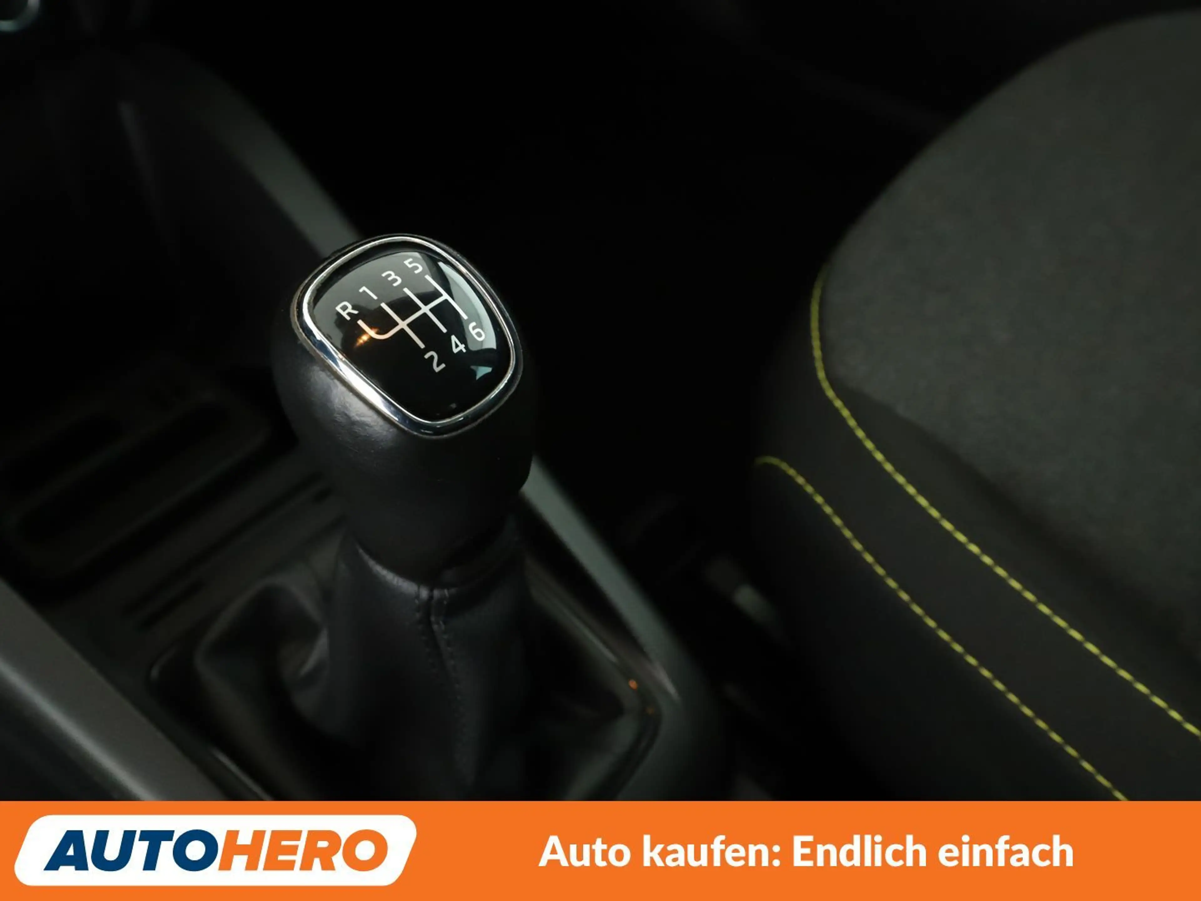Skoda Fabia 1.0 TSI Soleil — photo 23