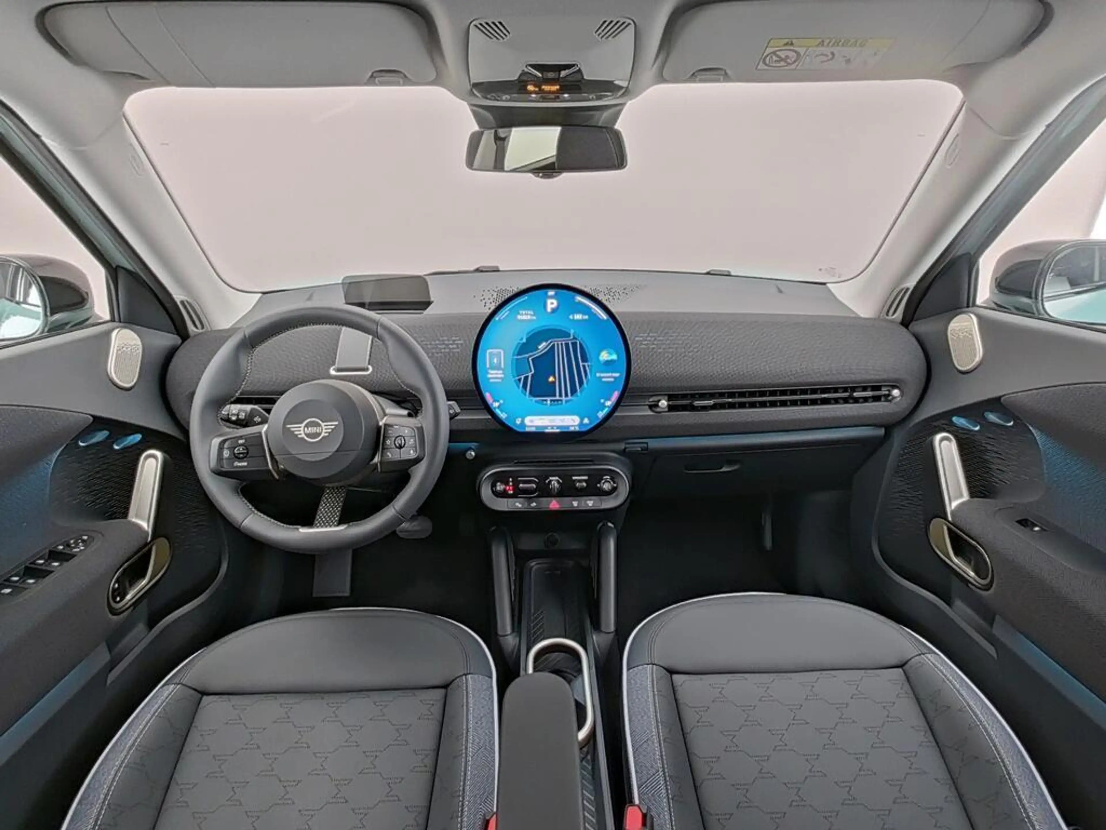 MINI Aceman E Classic L 42.5 kWh — photo 5
