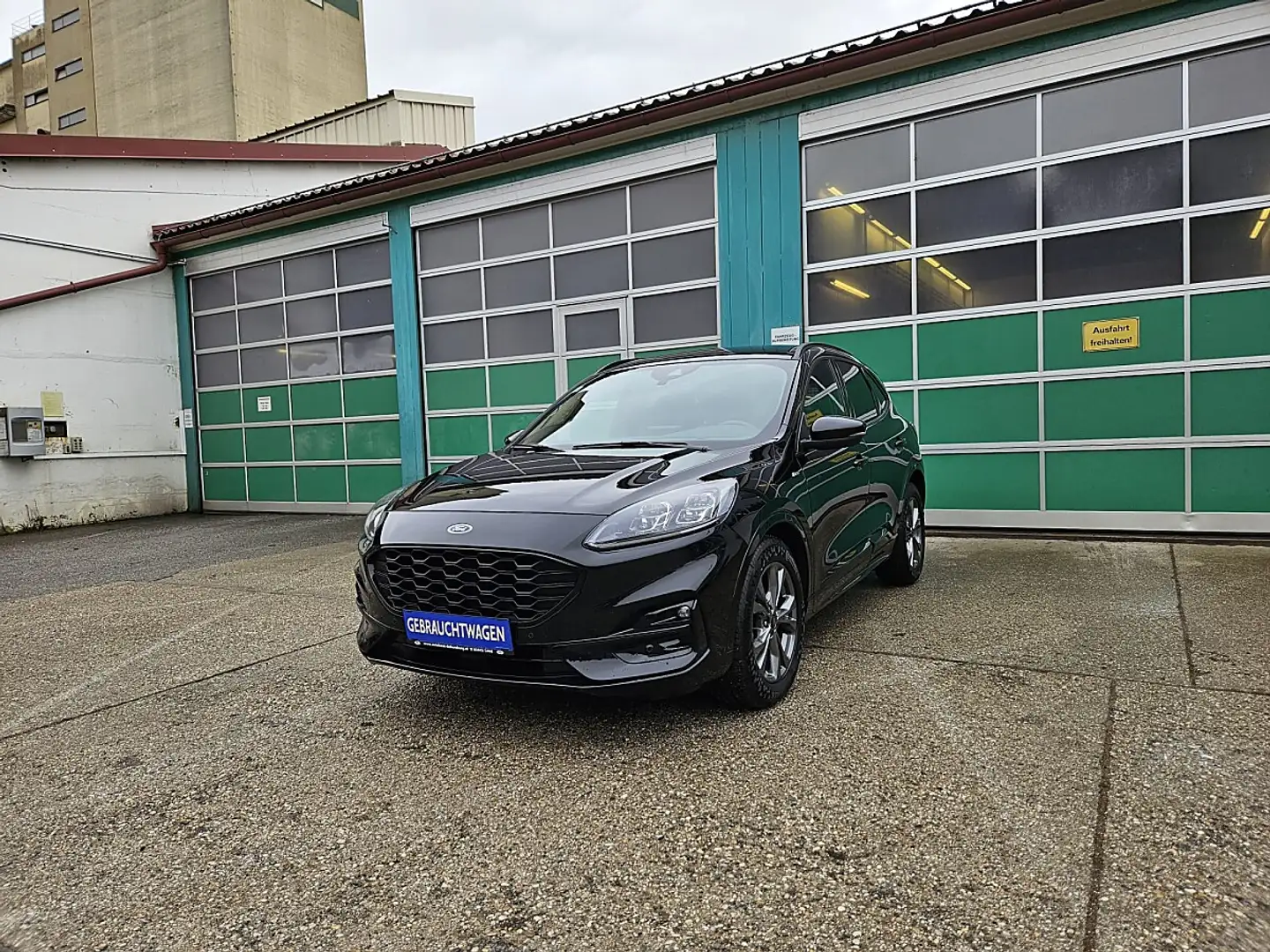Ford Kuga 2,0 EcoBlue Hybrid ST-Line X Schwarz - 1