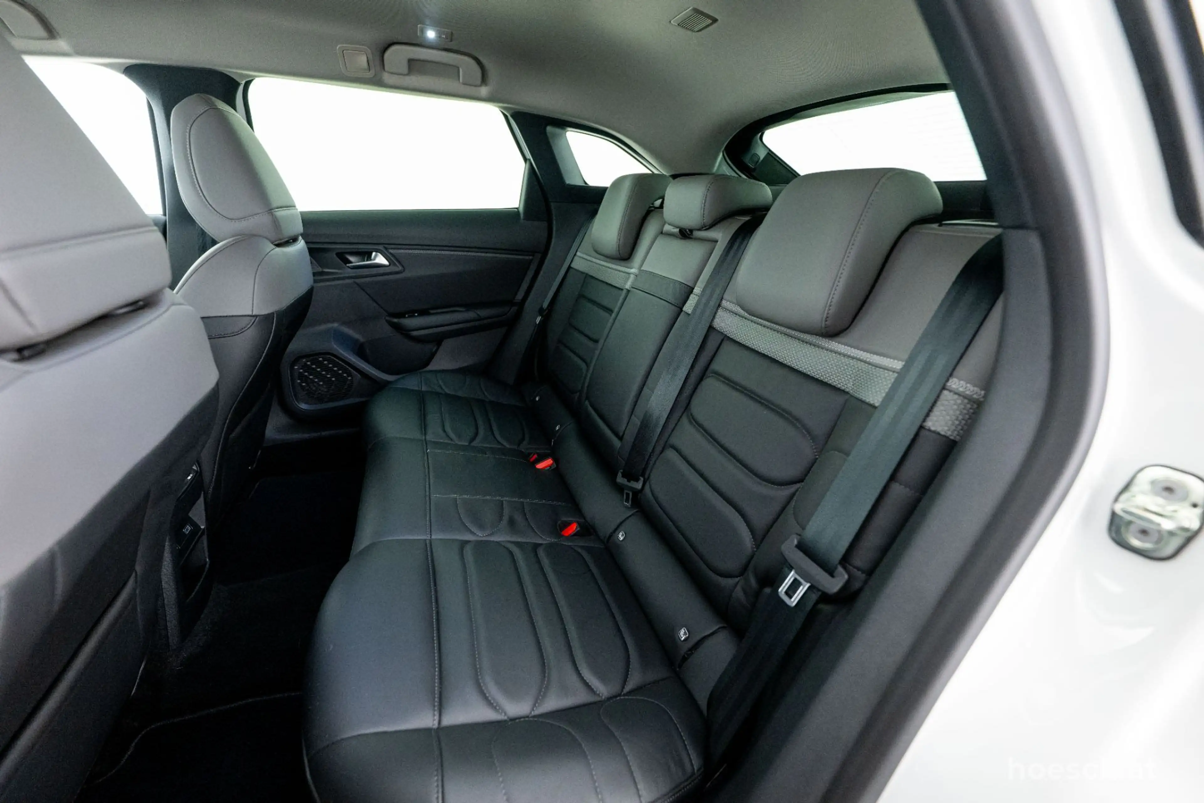 Citroen C5 X PureTech 130 PLUS TRAUMPREIS -50% — photo 7