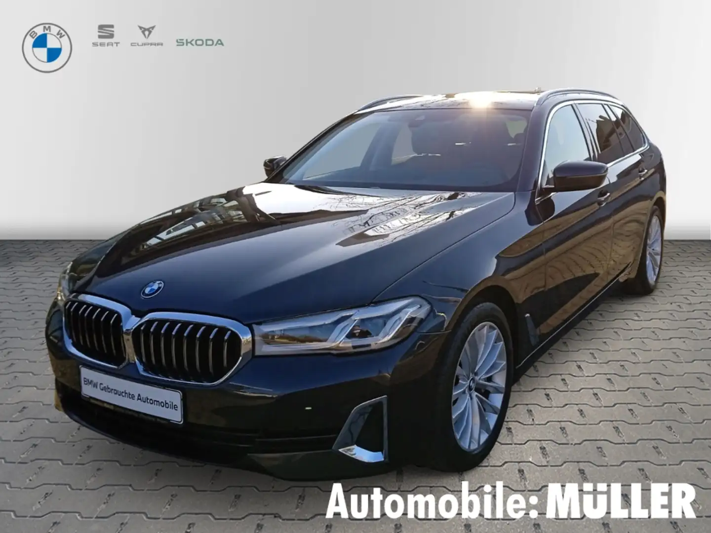BMW 530 i Touring Luxury Line Park-Assistent+AHZV+PANODACH Grau - 1