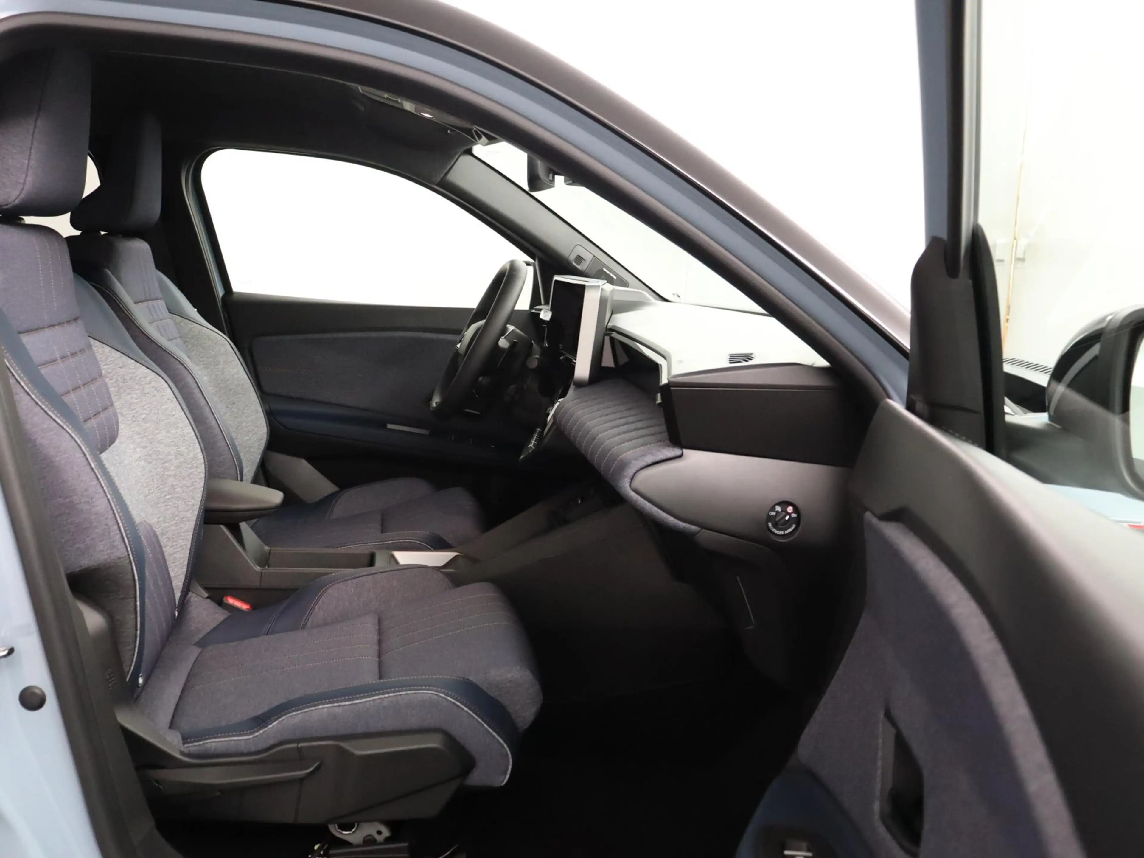 Renault R 4 comfort range techno 52 kWh — photo 12