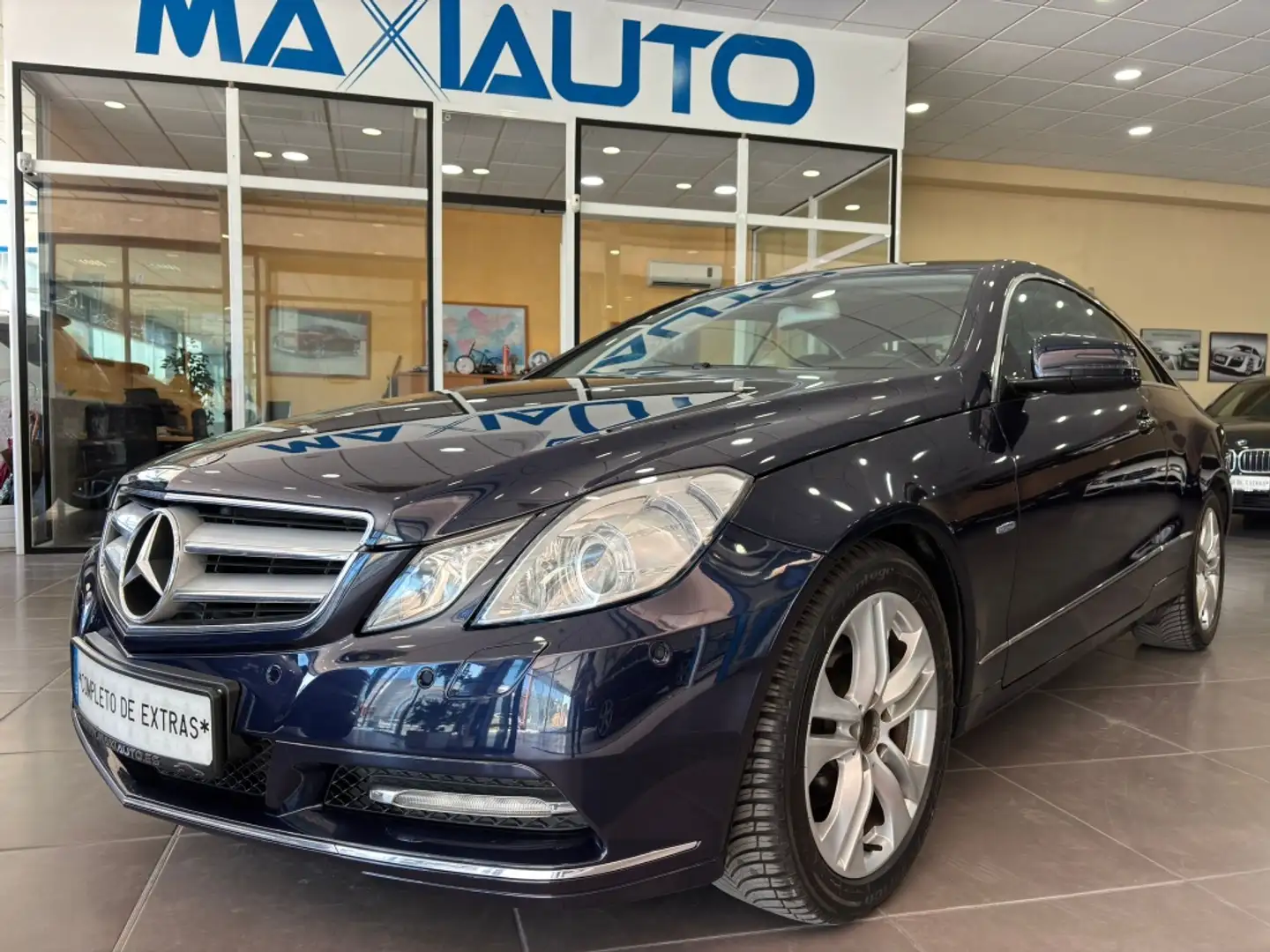 Mercedes-Benz MERCEDES-BENZ Clase E Deportivo  Automático de 2 Blu/Azzurro - 2
