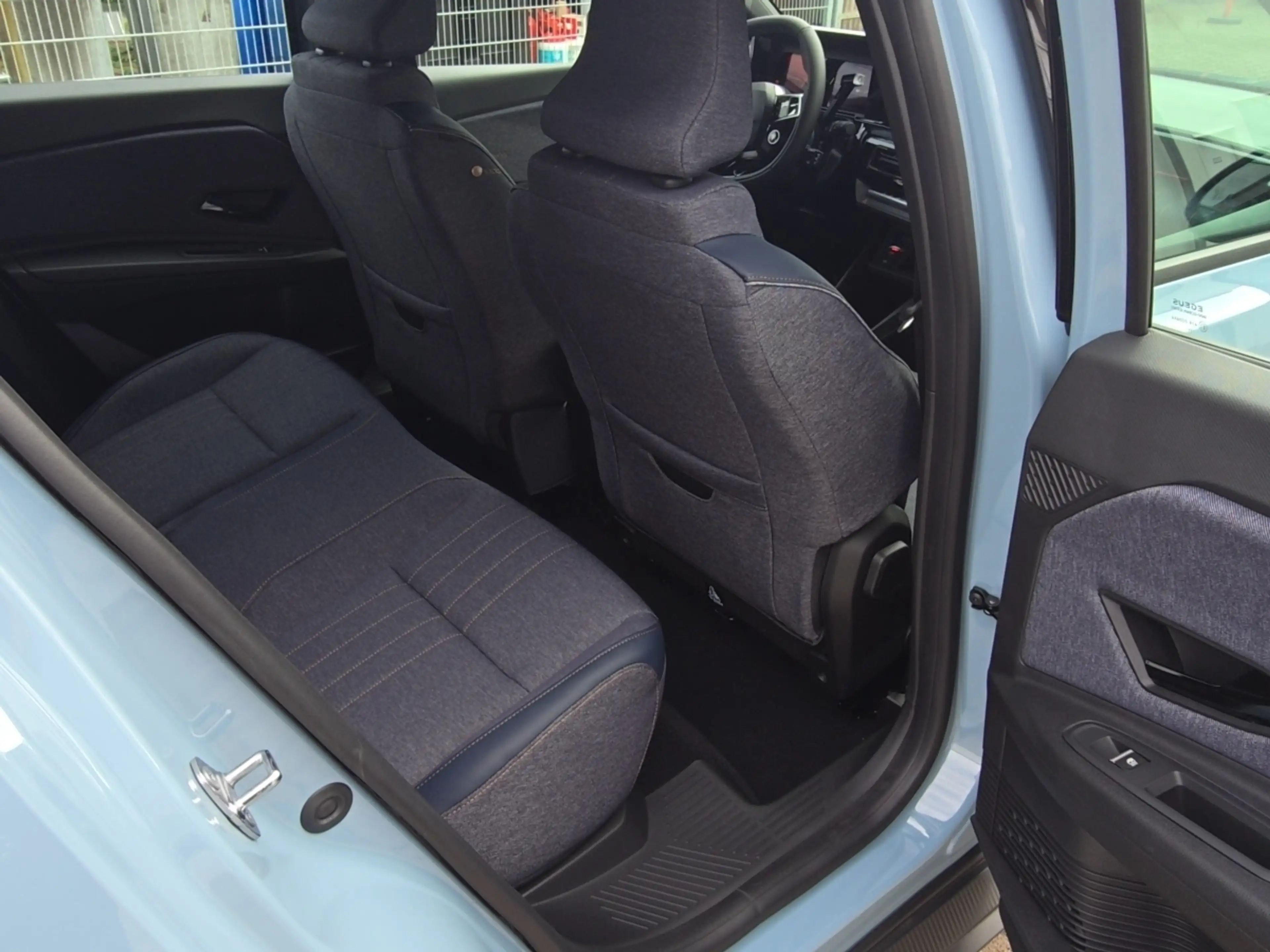 Renault R 4 E-Tech Techno 150 Comfort Range — photo 12