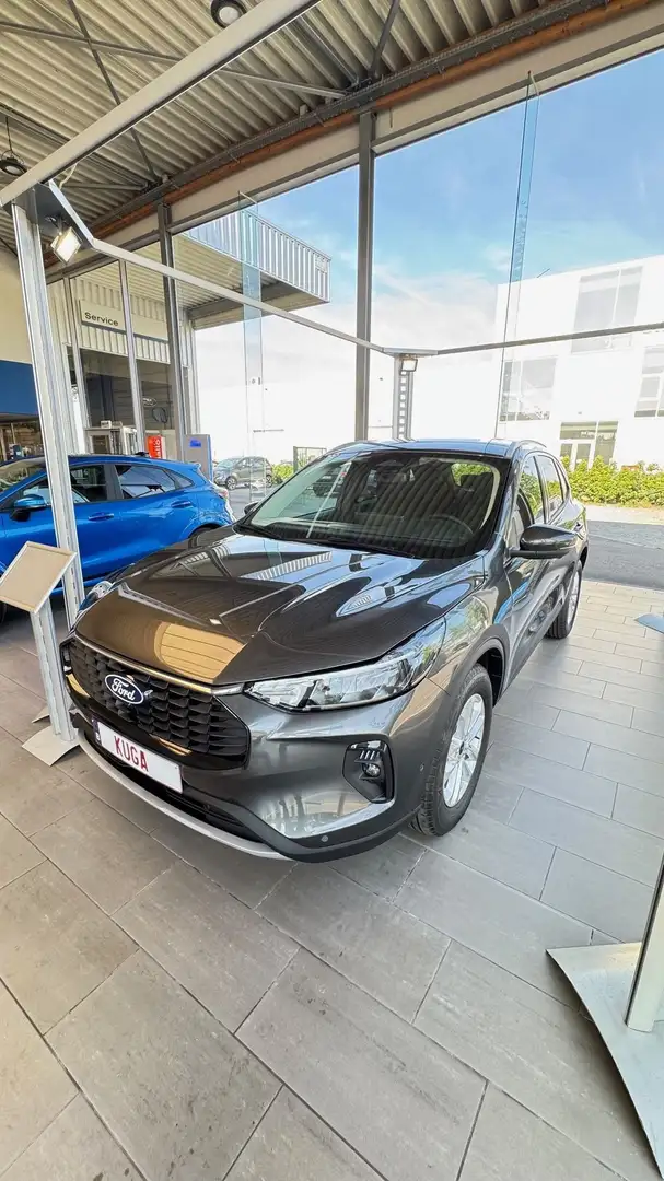 Ford Kuga EcoBoost Titanium - 1