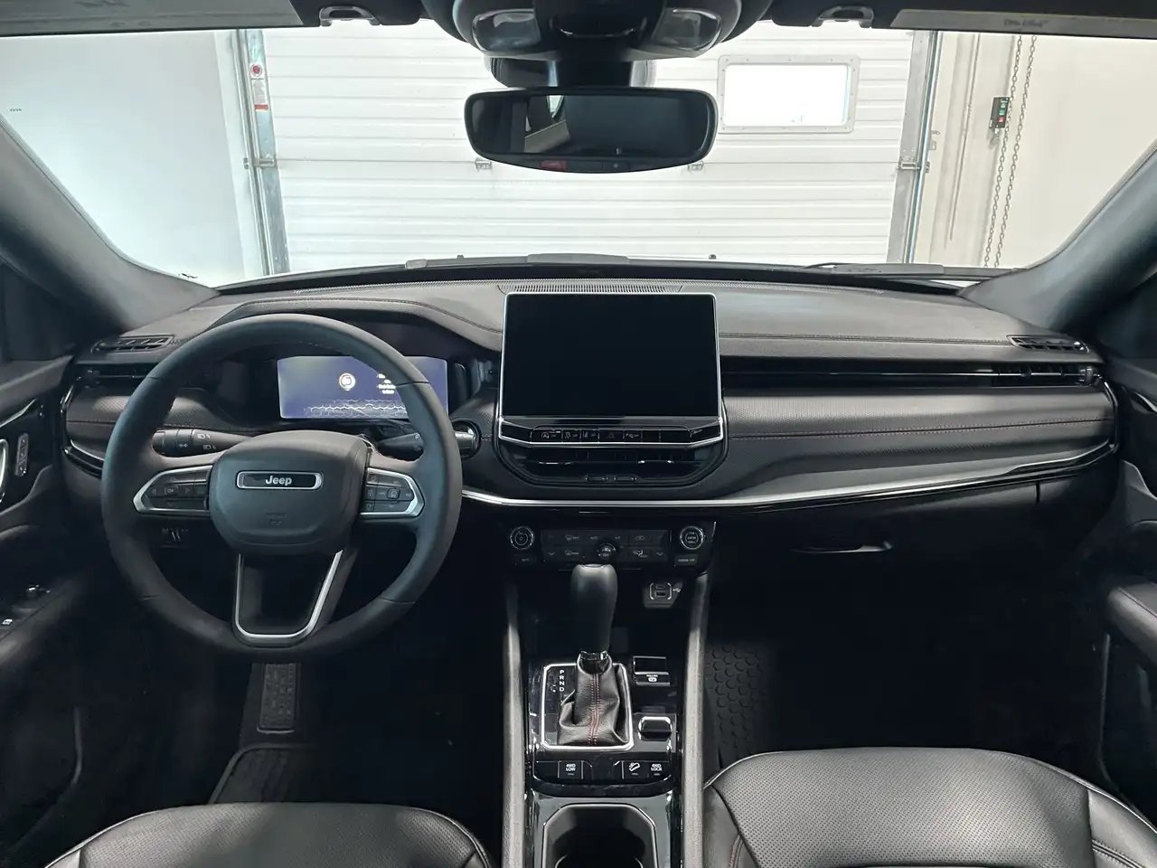 Jeep Compass photo Jeep Compass