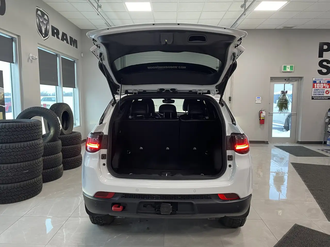 Jeep Compass photo Jeep Compass