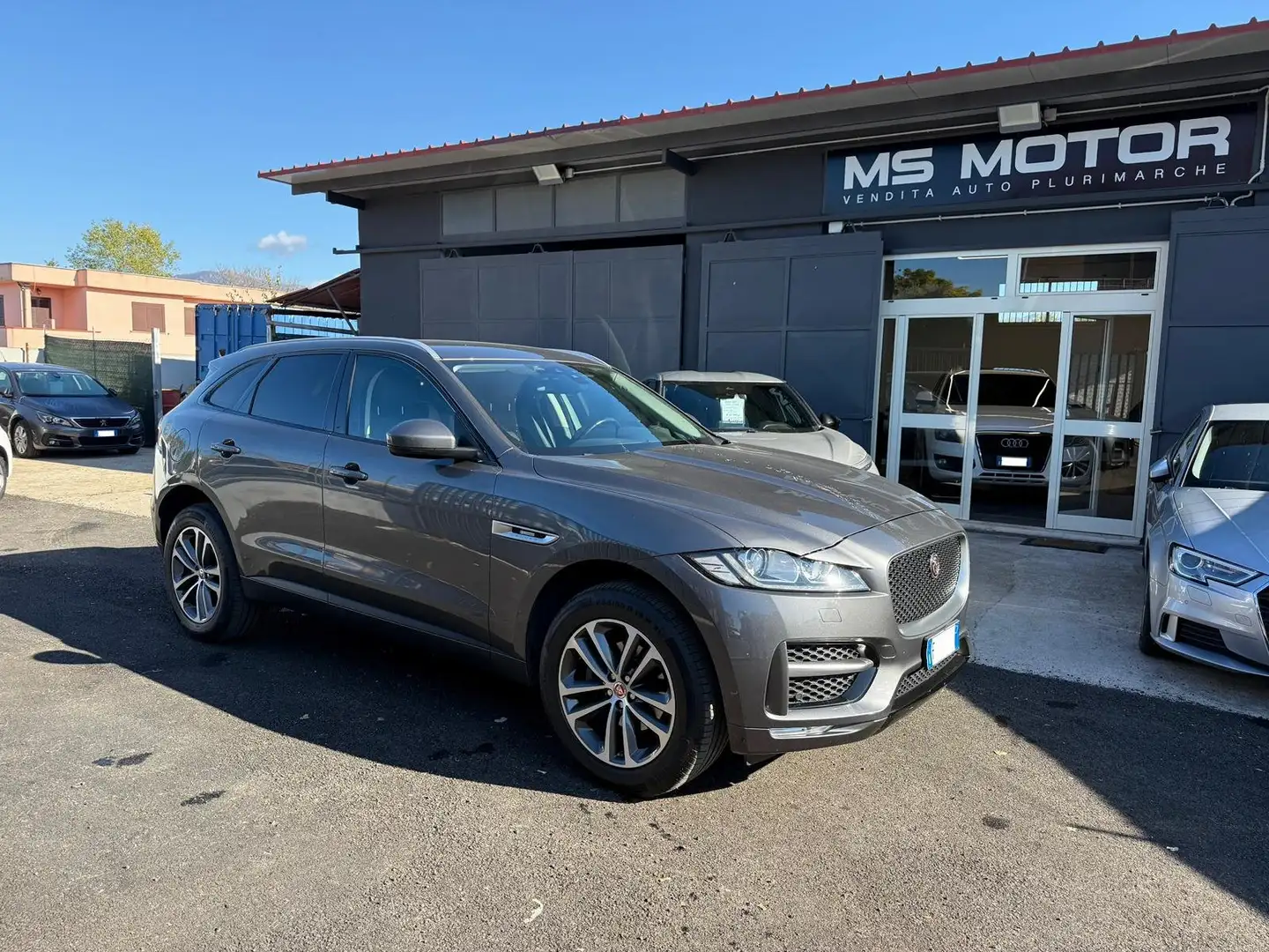Jaguar F-Pace Jaguar F-Pace 2.0 D 180 CV AWD R-Sport - Automatic Grigio - 1