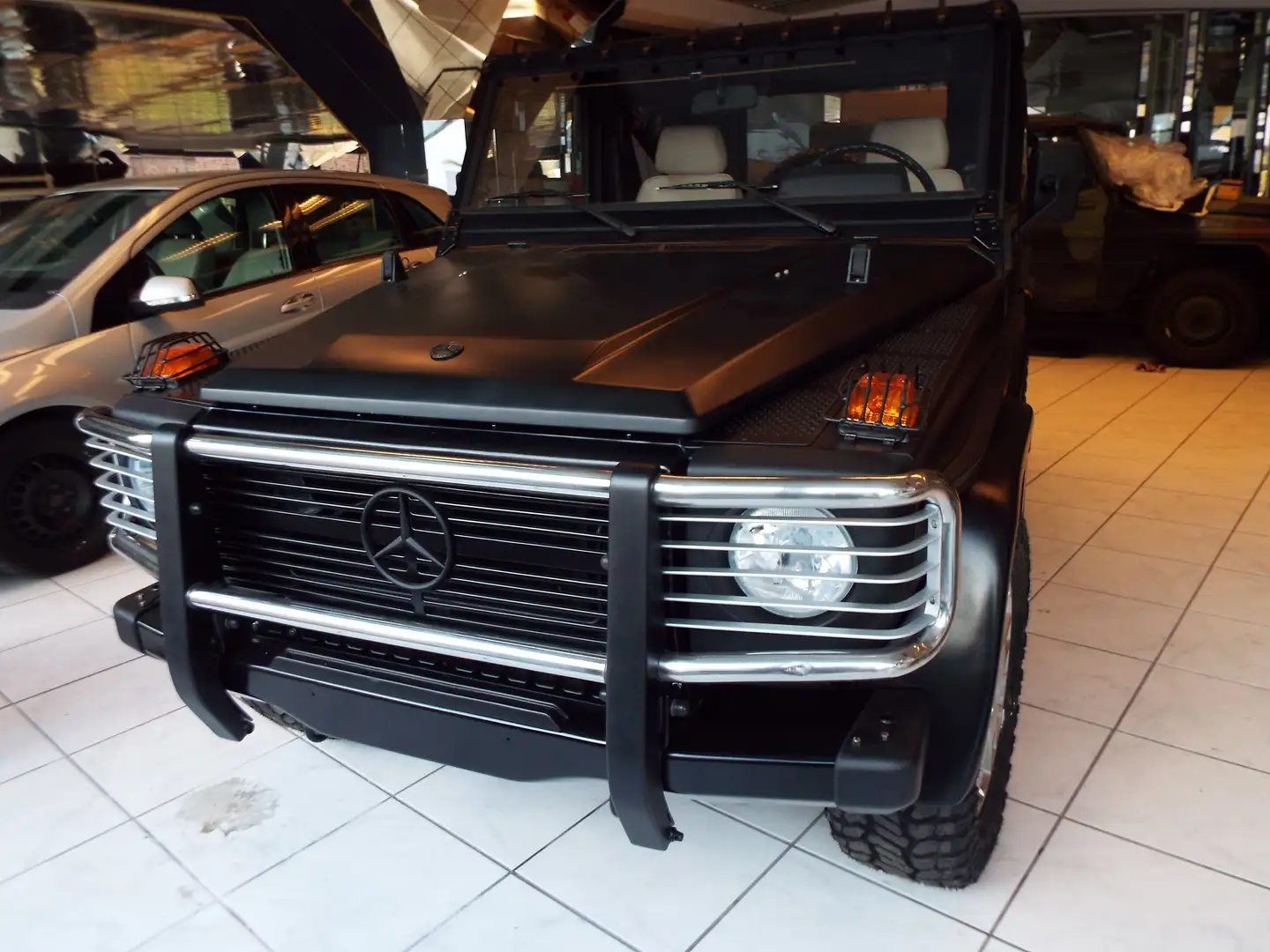 Mercedes-Benz G 250 GD Wolf "EINZELSTÜCK" MIT NEUEM MOTOR! Černá - 2