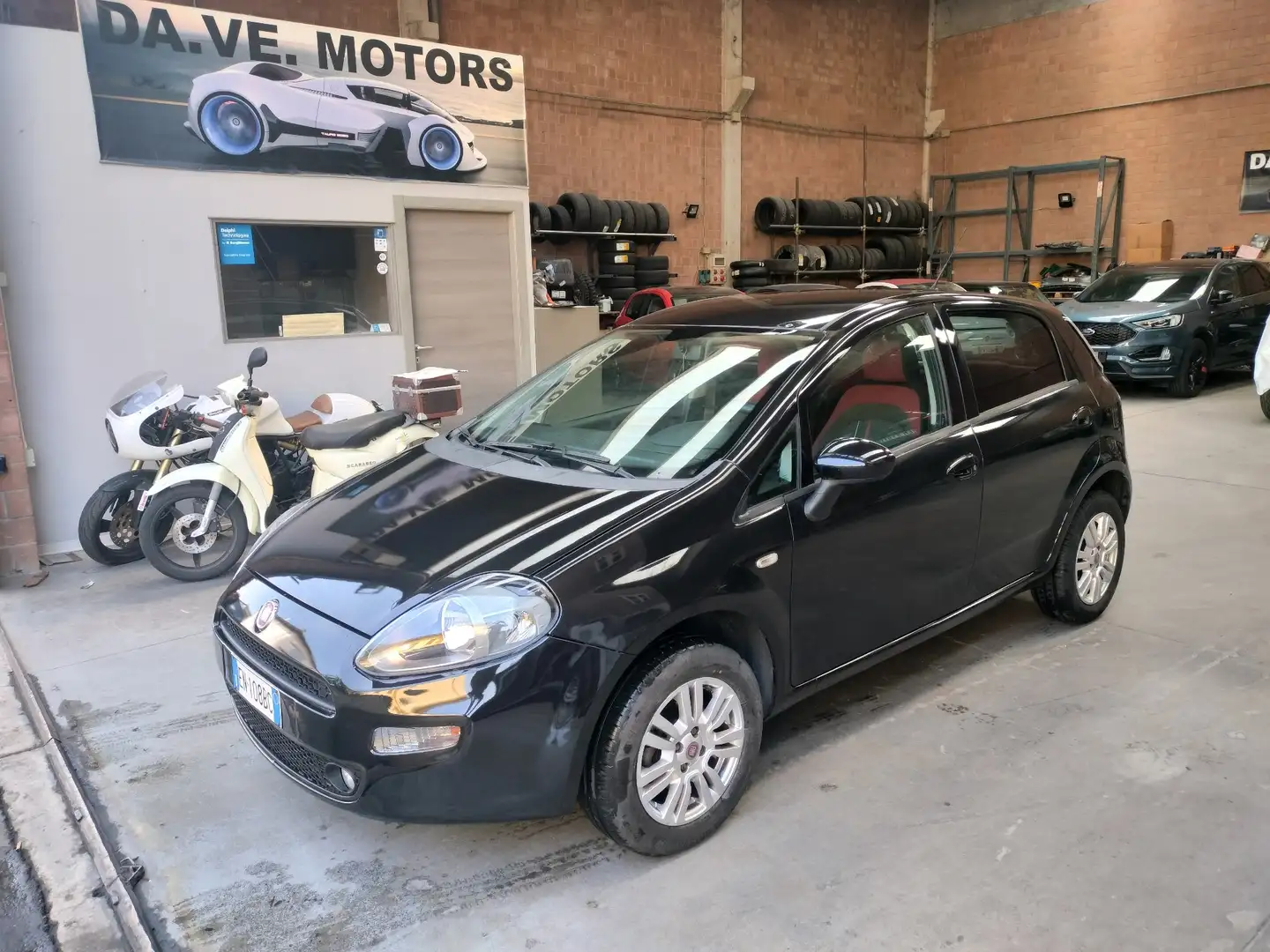 Fiat Punto Evo 5p 1.4 natural power Dynamic 70cv - 1