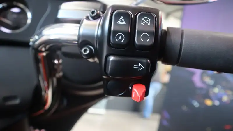 Harley-Davidson Tour Glide - foto 7