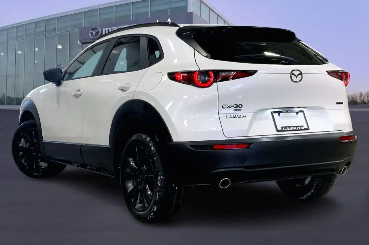Mazda CX-30 снимка Mazda CX-30