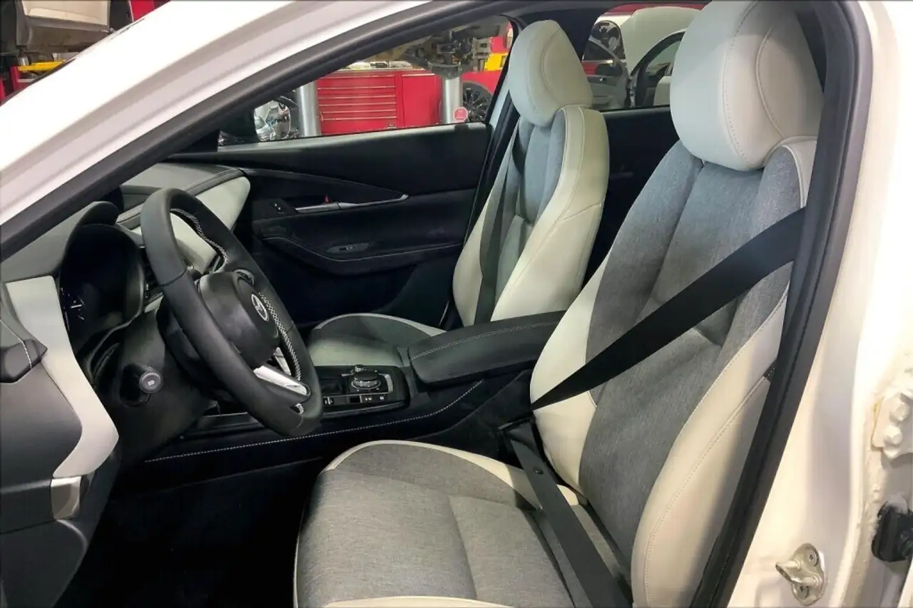 Mazda CX-30 снимка Mazda CX-30