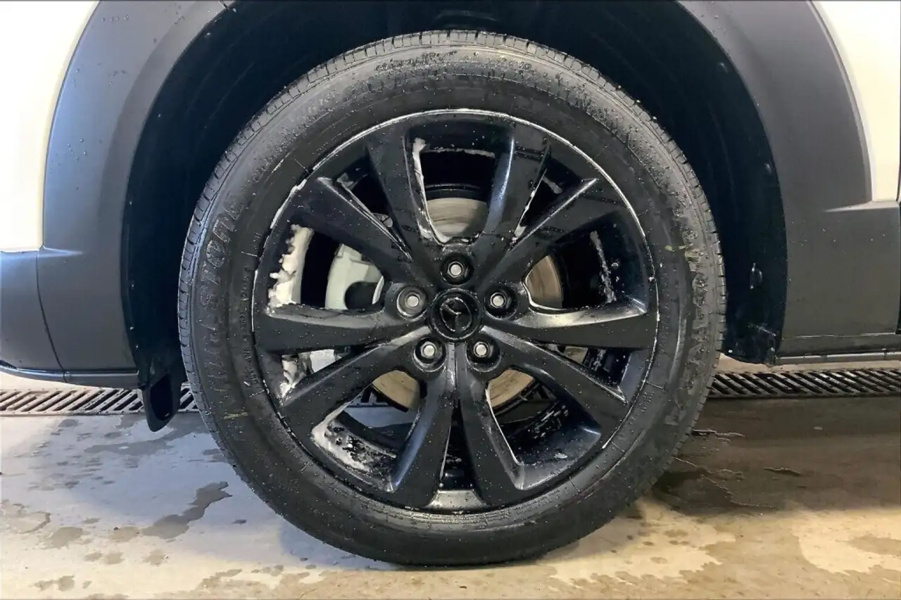 Mazda CX-30 снимка Mazda CX-30