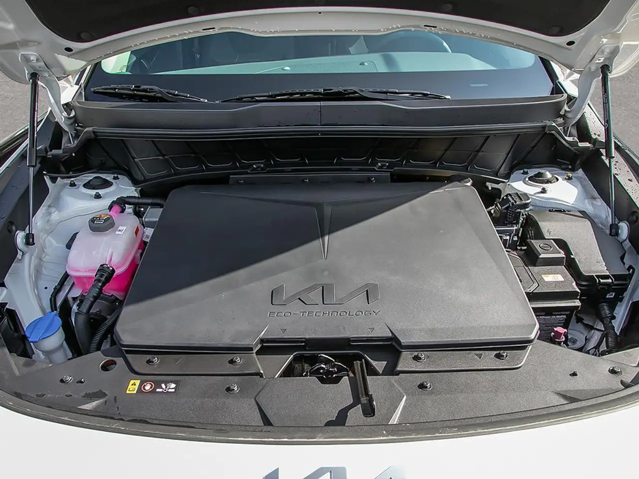 Kia Niro снимка Kia Niro