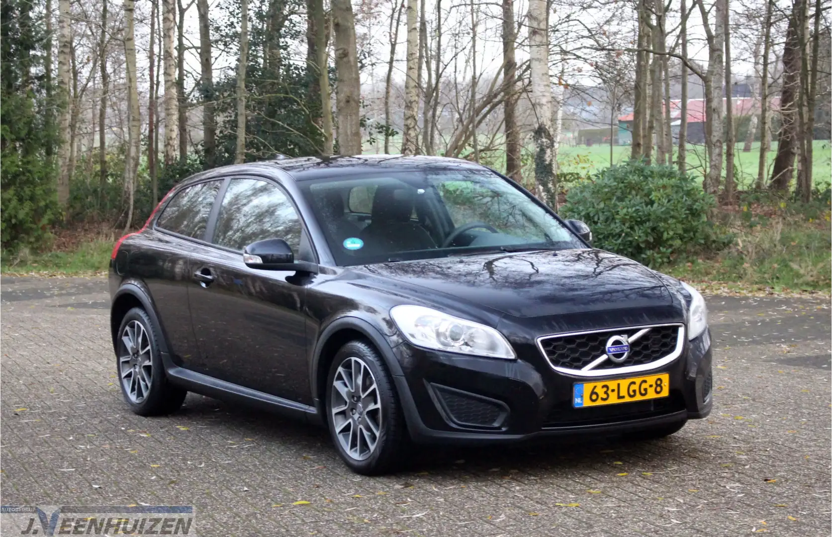 Volvo C30 1.6 Kinetic | 2010 | Cruise | Airco | Zwart - 1