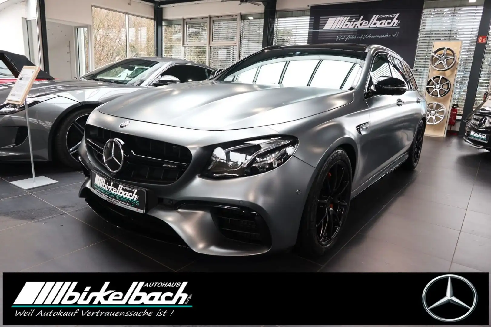 Mercedes-Benz E 63 AMG AMG E 63 S 4Matic Sitzklima Widescreen 360° Grau - 1