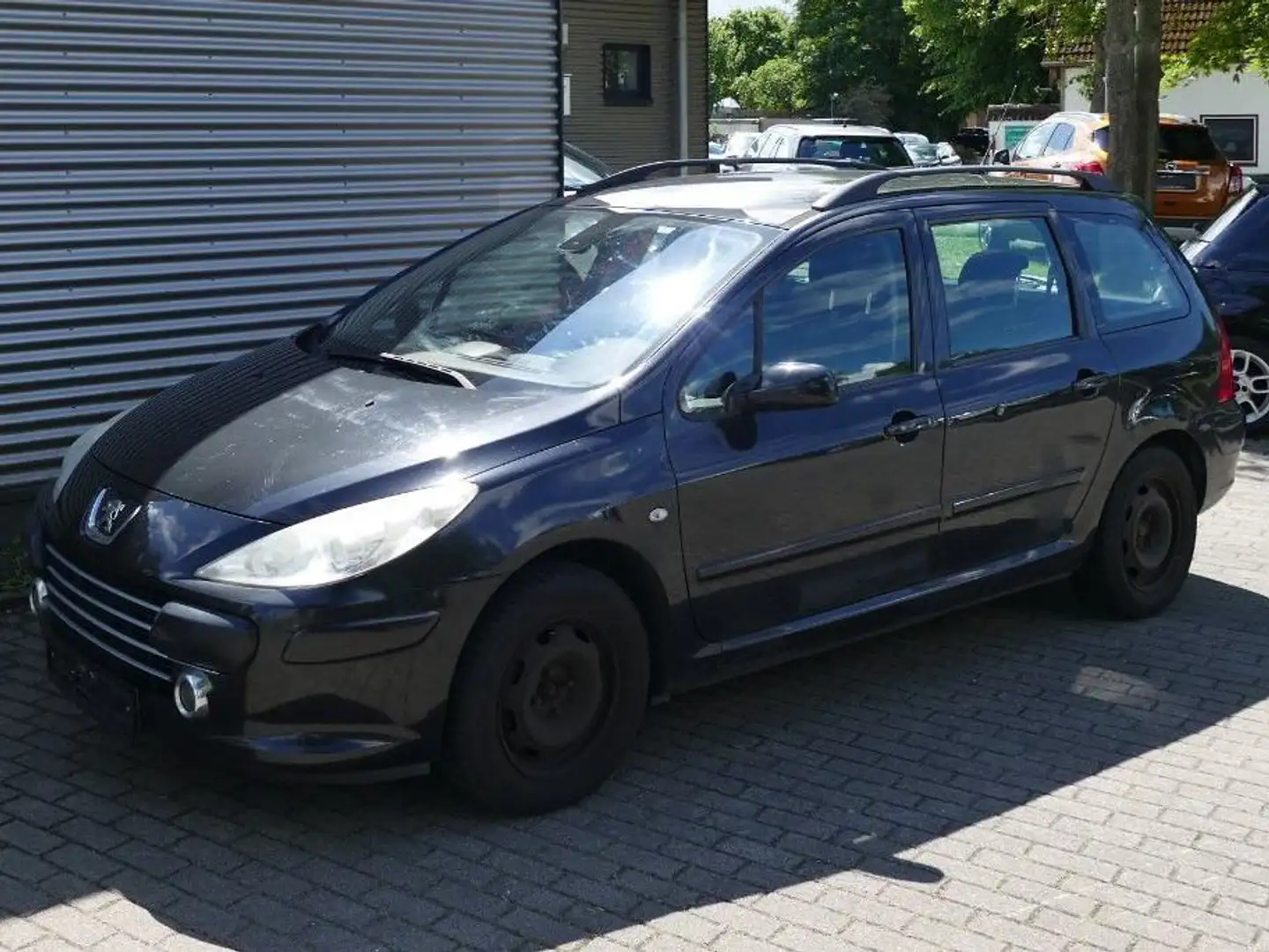 Peugeot 307 SW Kombi Klima HU/AU 05/2022 Noir - 1
