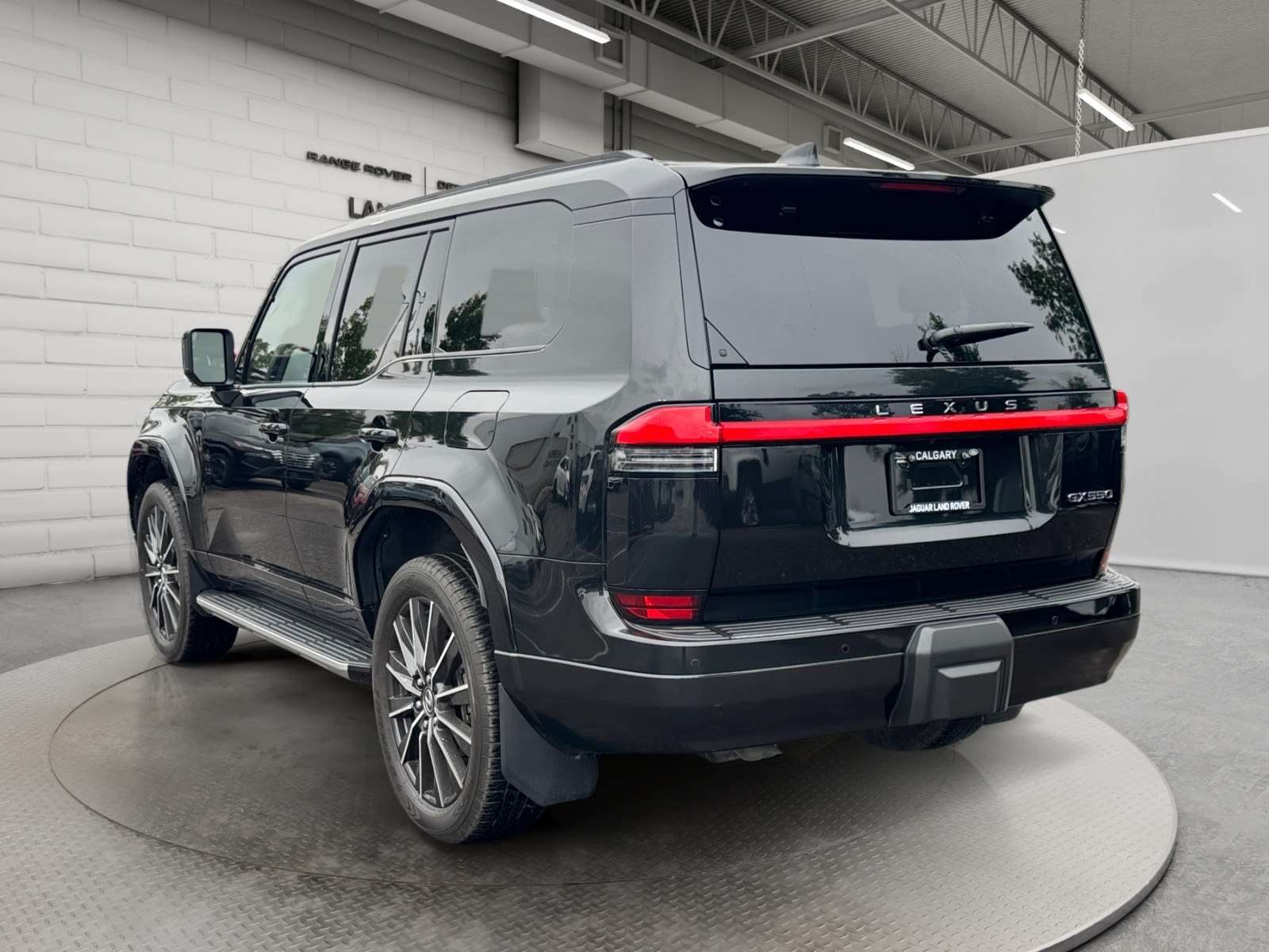 2025 Lexus GX VEHICLE IS NOT FOR SALE - COME COMPARE THE GX TO THE DEFENDER — снимка 3