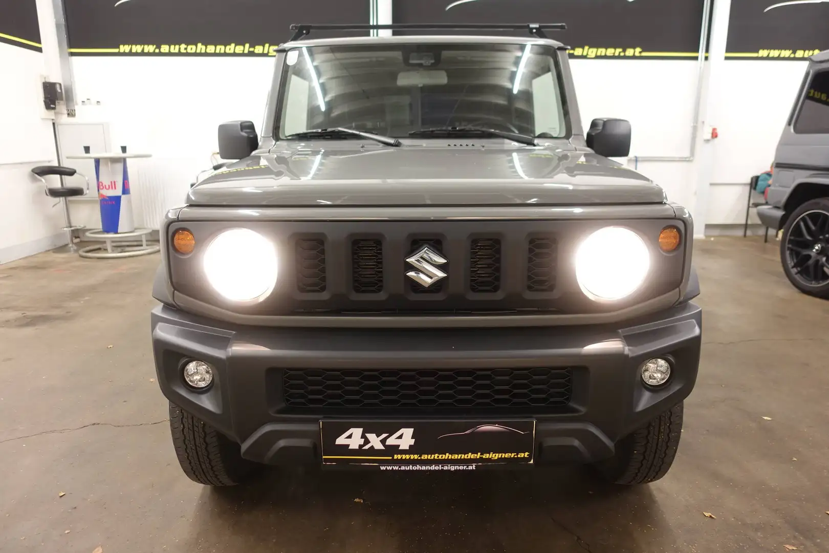 Suzuki Jimny 1.5 VVT Allgrip N1 Grau - 2