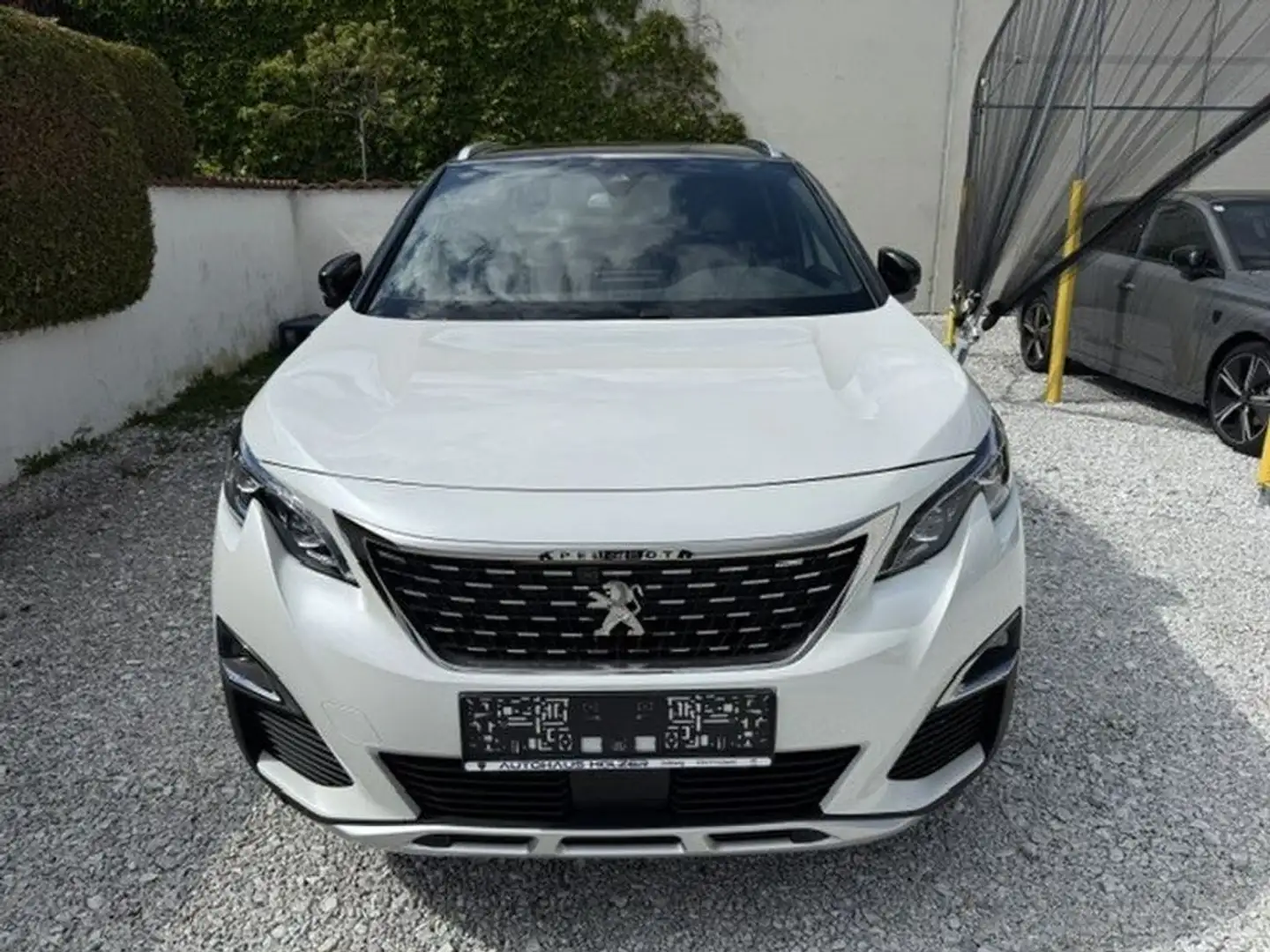 Peugeot 3008 1,5 BlueHDi 130 S&S EAT8 GT Line Aut. Weiß - 2