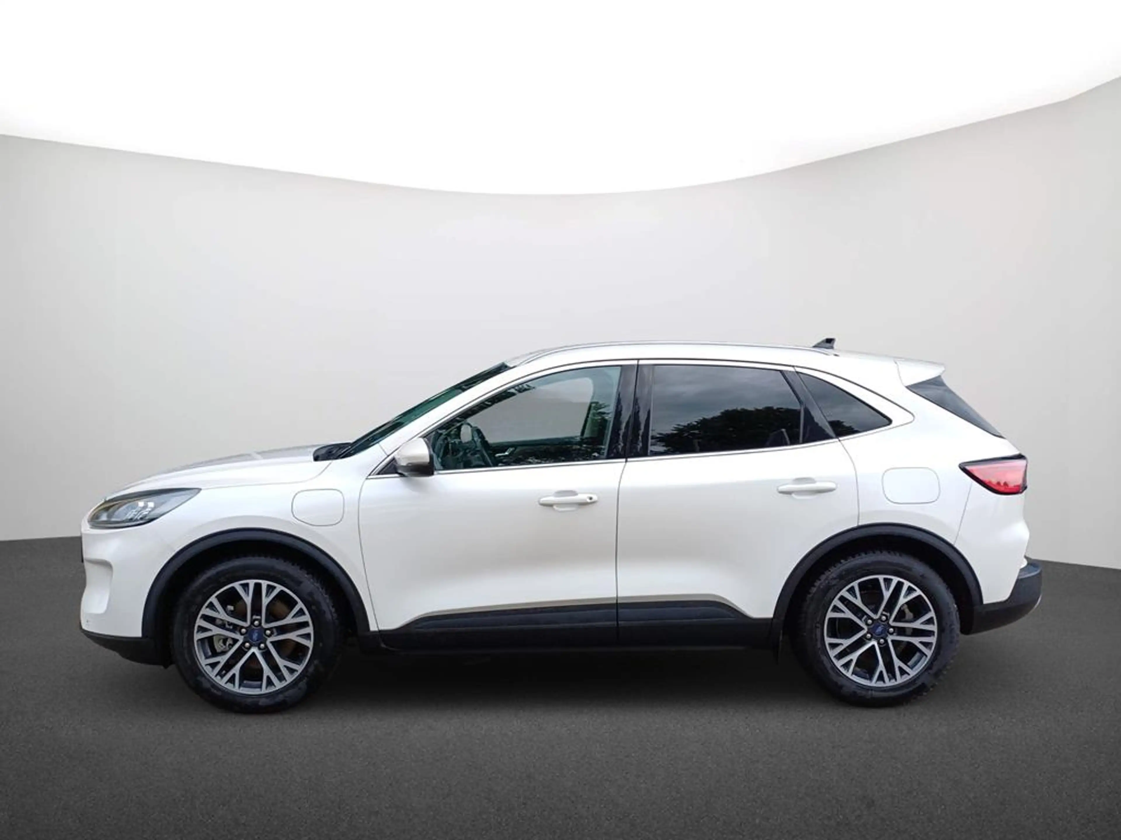 Ford Kuga Titanium PHEV NAVI SITZHZG GJR PDC — photo 4