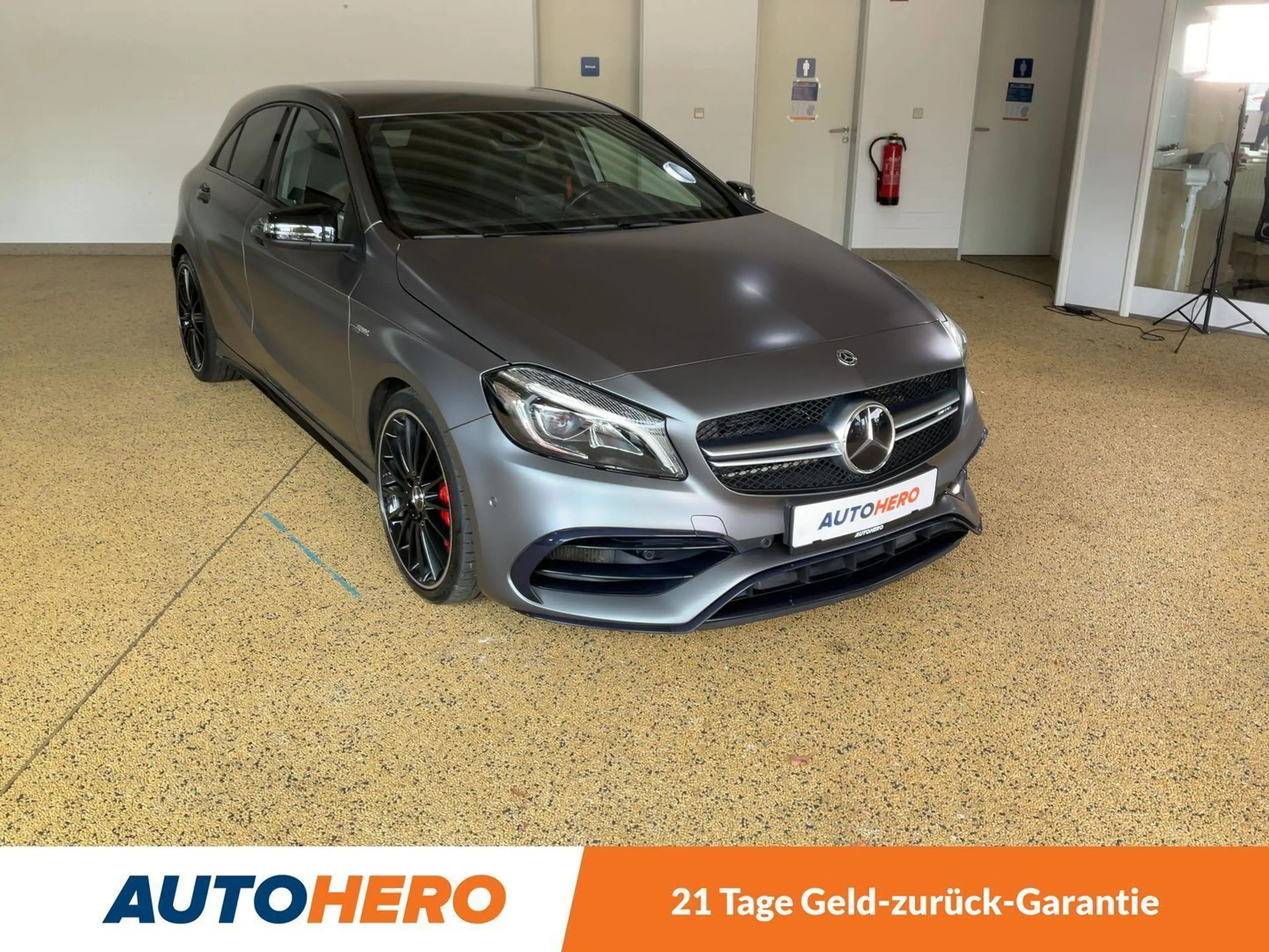 Mercedes-Benz A 45 AMG Aut.*LED*NAVI*CAM*ACC*PDC* — photo 8