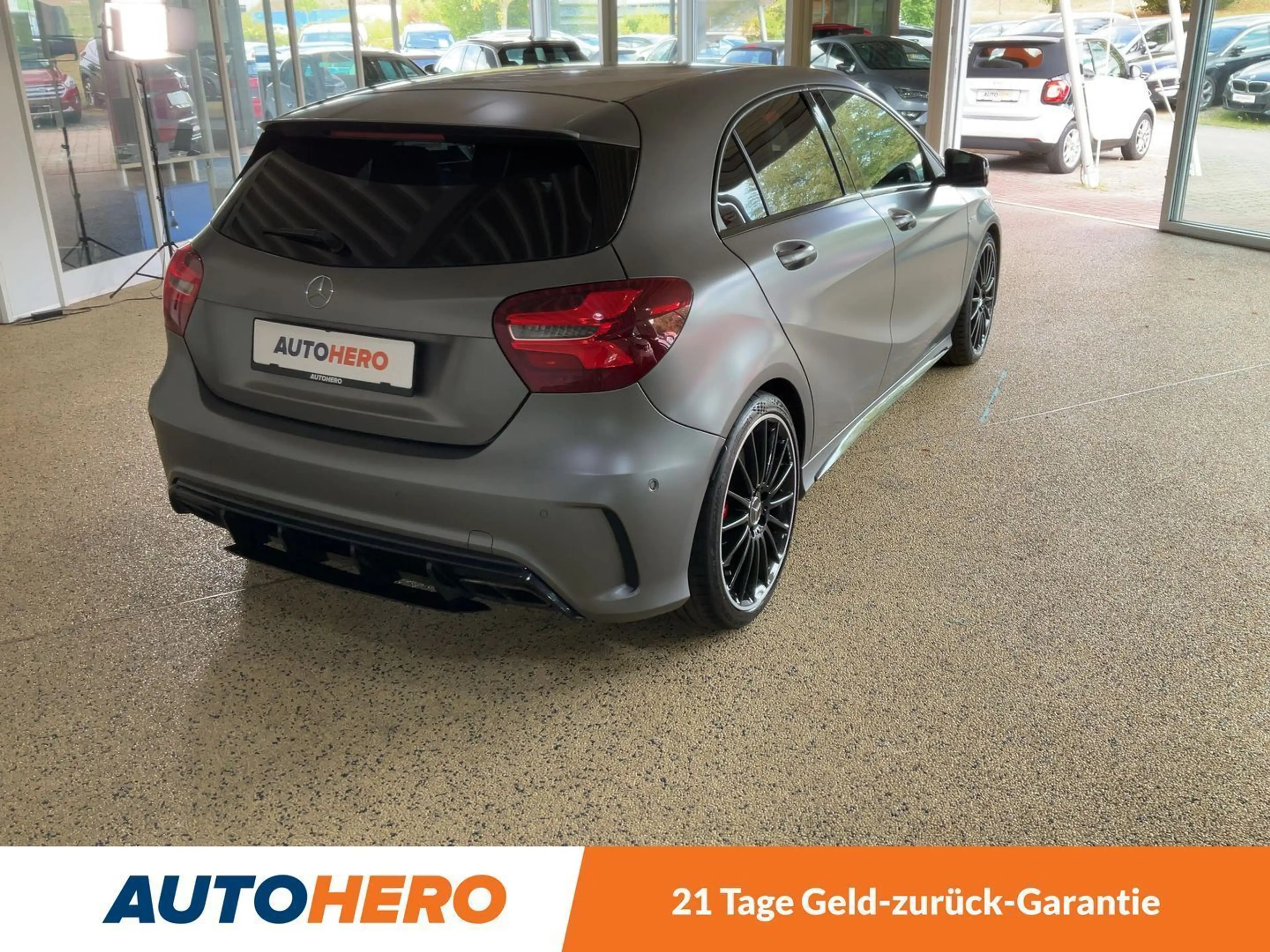 Mercedes-Benz A 45 AMG Aut.*LED*NAVI*CAM*ACC*PDC* — photo 6
