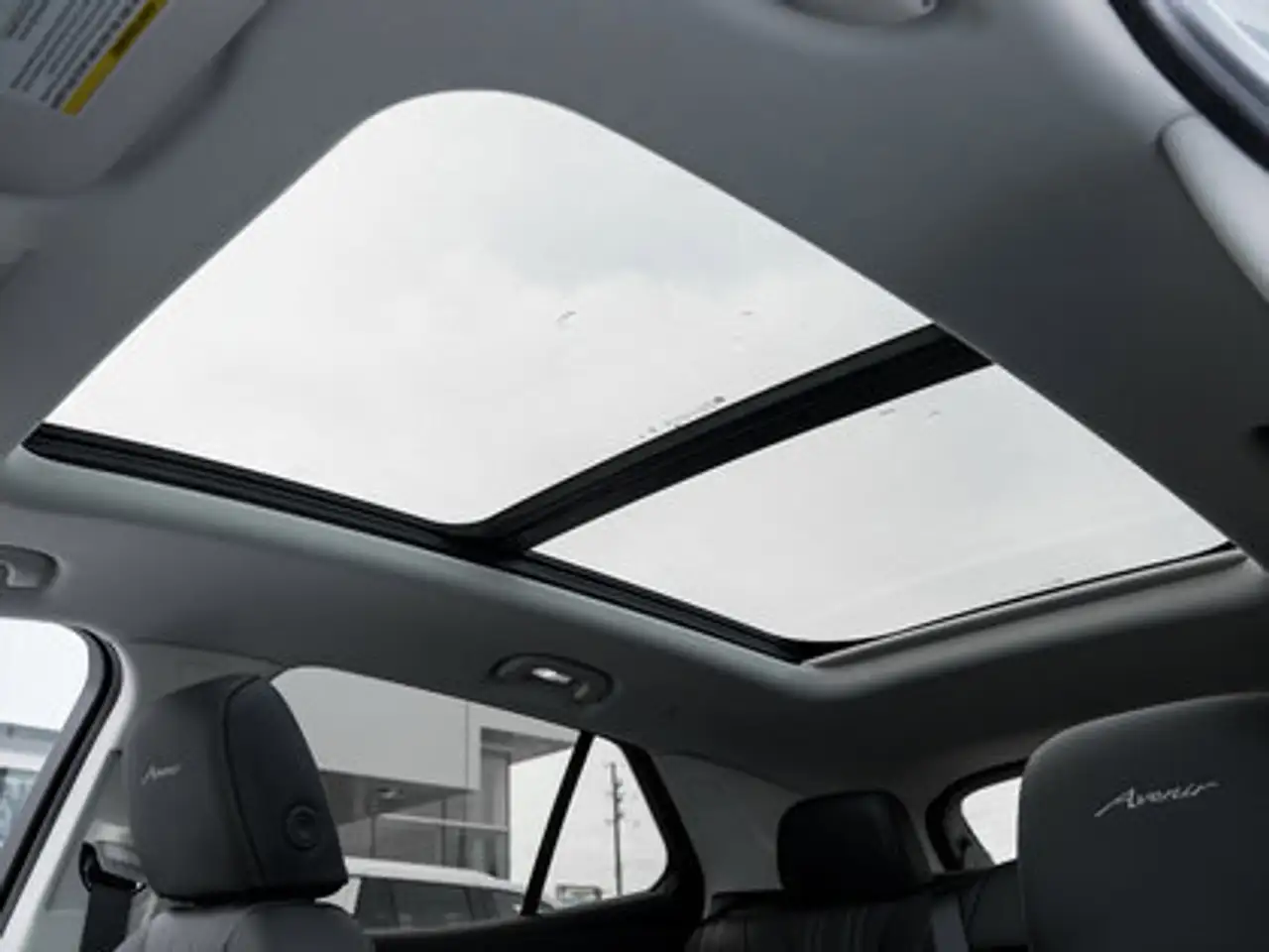 Buick Envision снимка Buick Envision