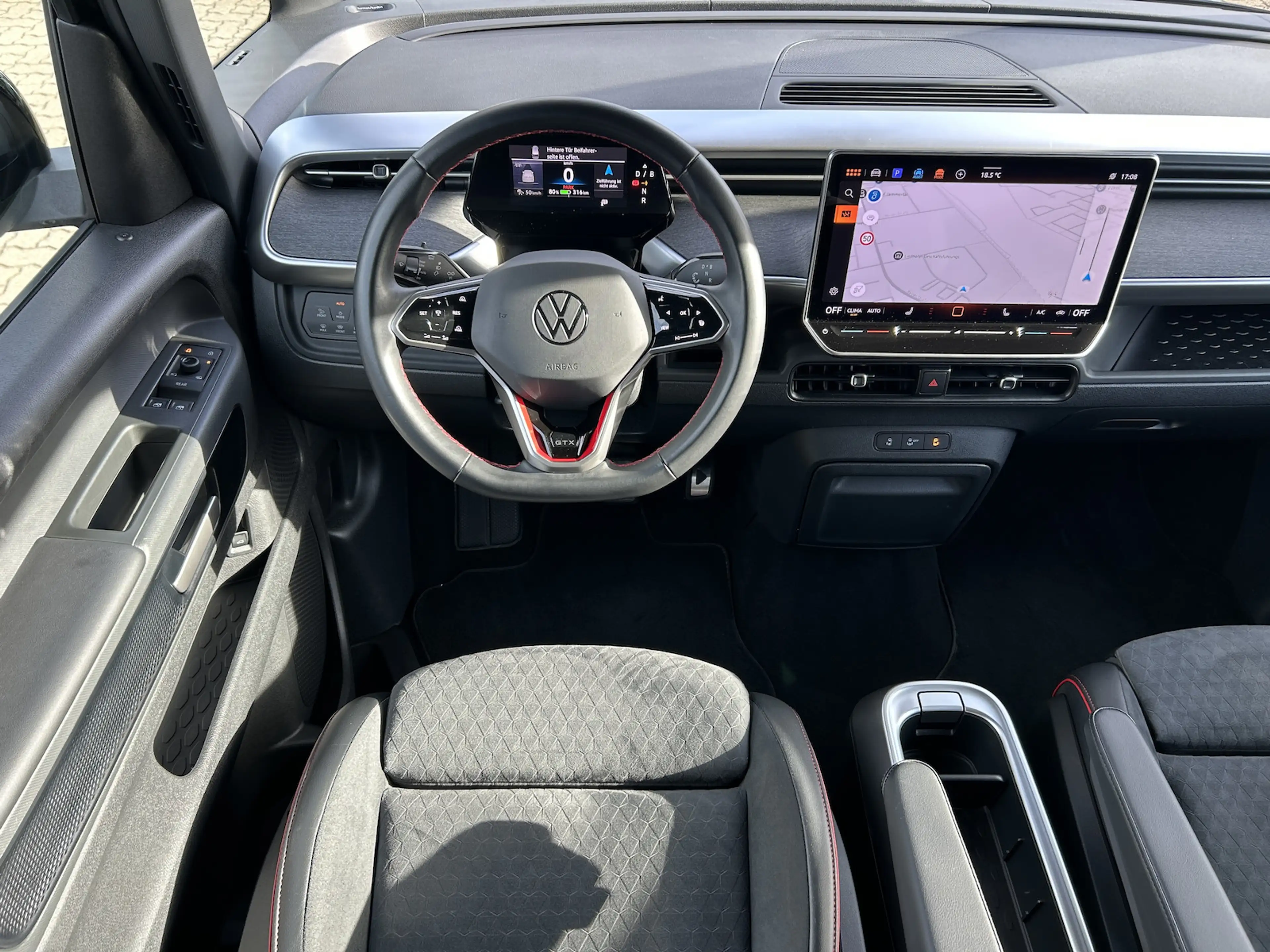 Volkswagen ID. Buzz GTX LWB 4Motion*AHK*e-Türen*ACC*H&K*Wärmepumpe* — photo 13