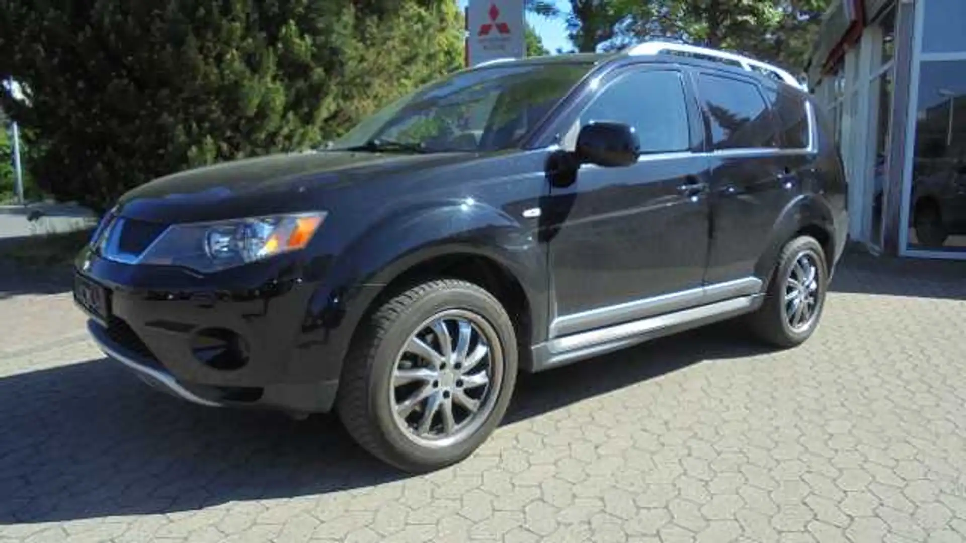 Mitsubishi Outlander 2.4 Top CVT DEFEKT Schwarz - 1