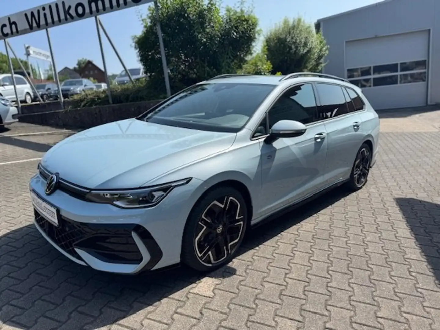 Volkswagen Golf Variant 1.5eTSI DSG R-Line *el.Heckklappe*Garantie*Rück Weiß - 1