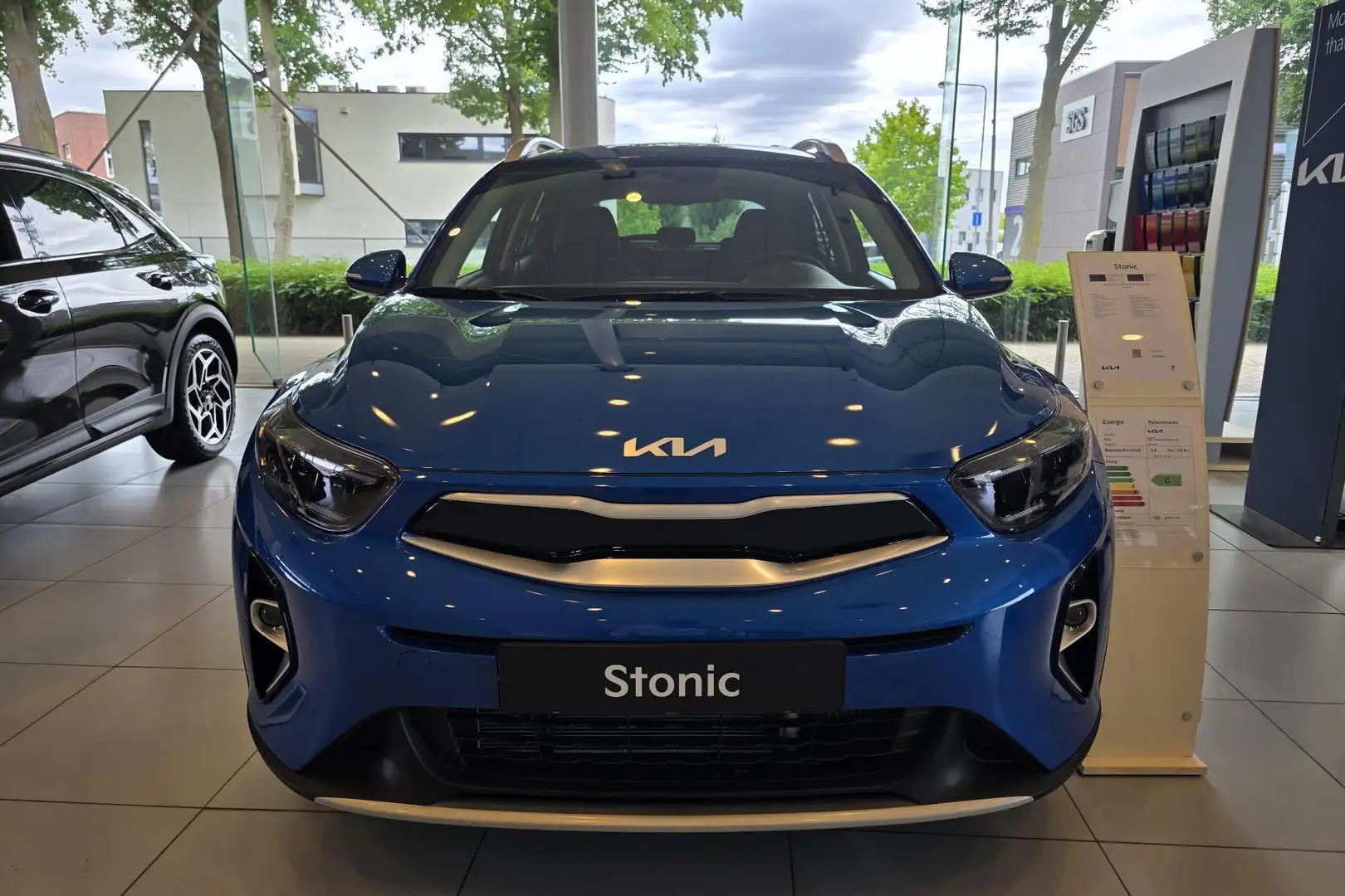 Kia Stonic 1.0 T-GDi MHEV DynamicLine | voorraad Roermond | i - 2