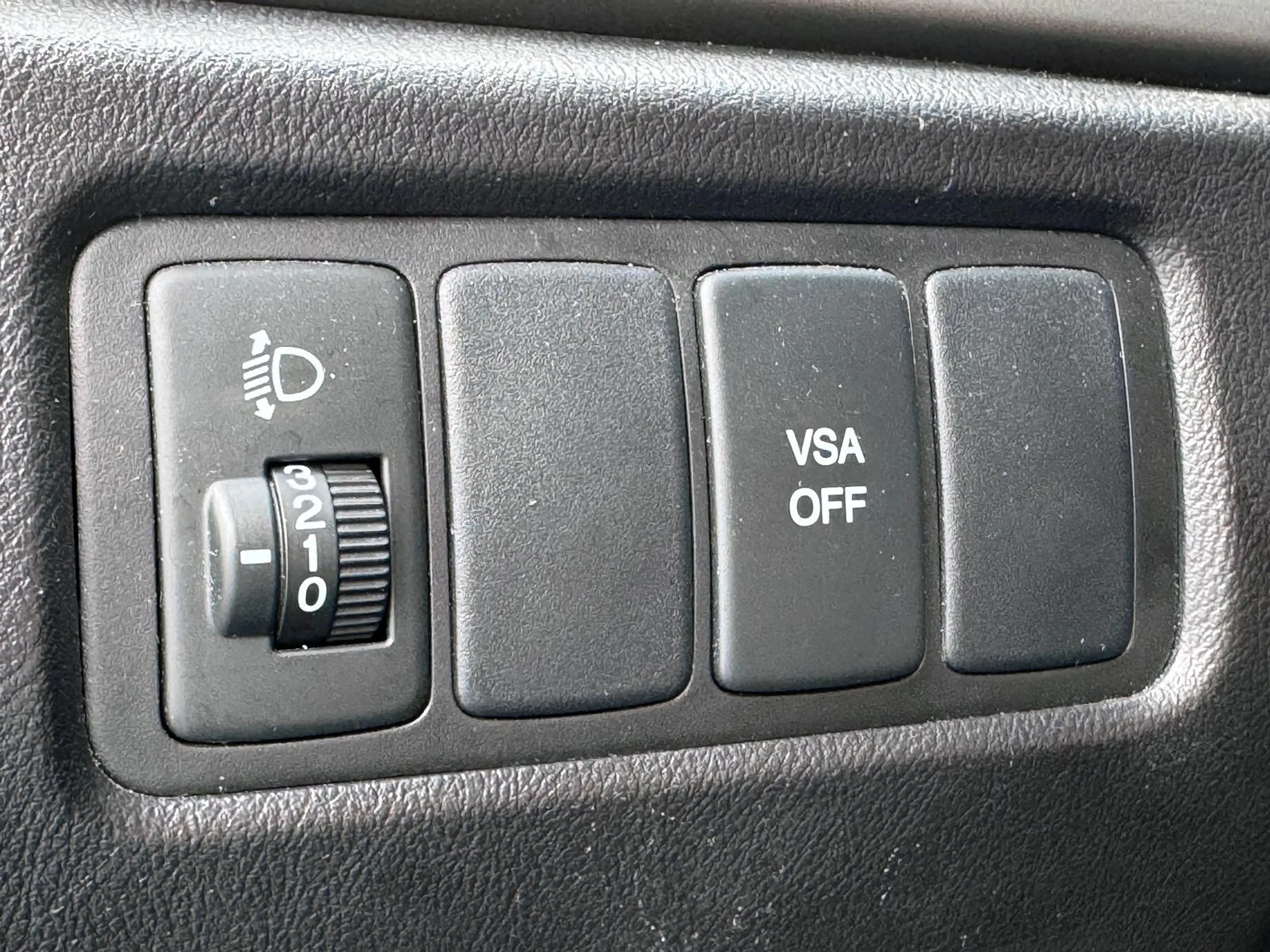 Honda Accord 2.0 iVTEC ELEGANCE*AUTOMATIK*KLIMA*STZHZG — photo 12