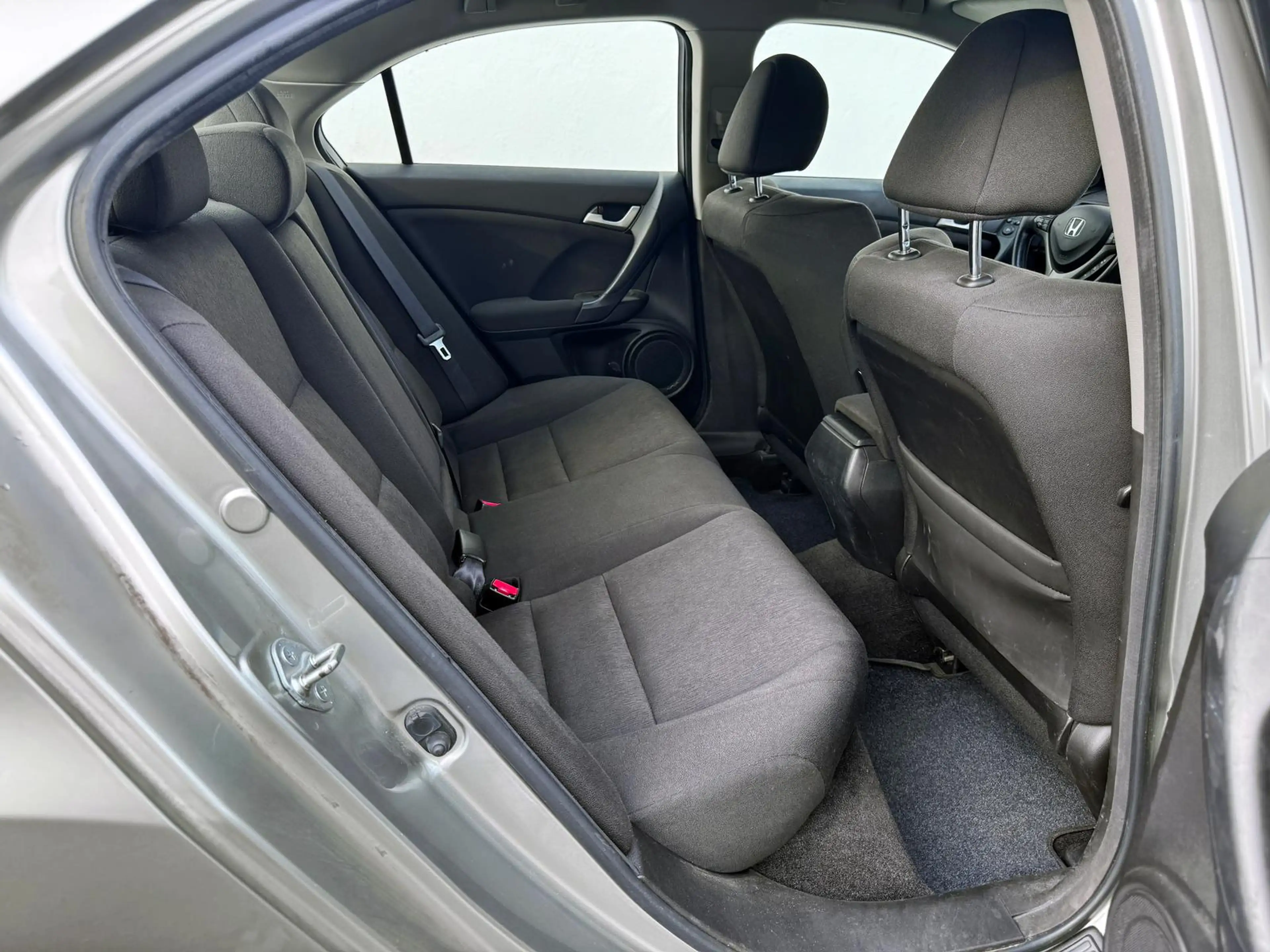 Honda Accord 2.0 iVTEC ELEGANCE*AUTOMATIK*KLIMA*STZHZG — photo 7