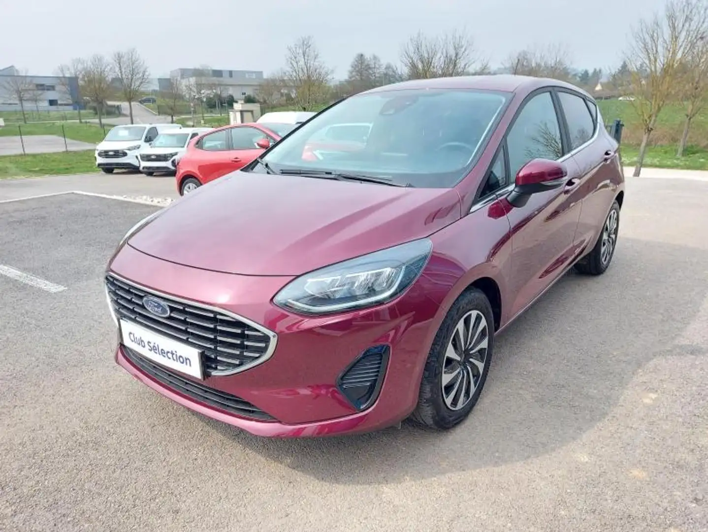 Ford Fiesta 1.0 EcoBoost Hybrid 125ch Titanium Business 5p Rouge - 1