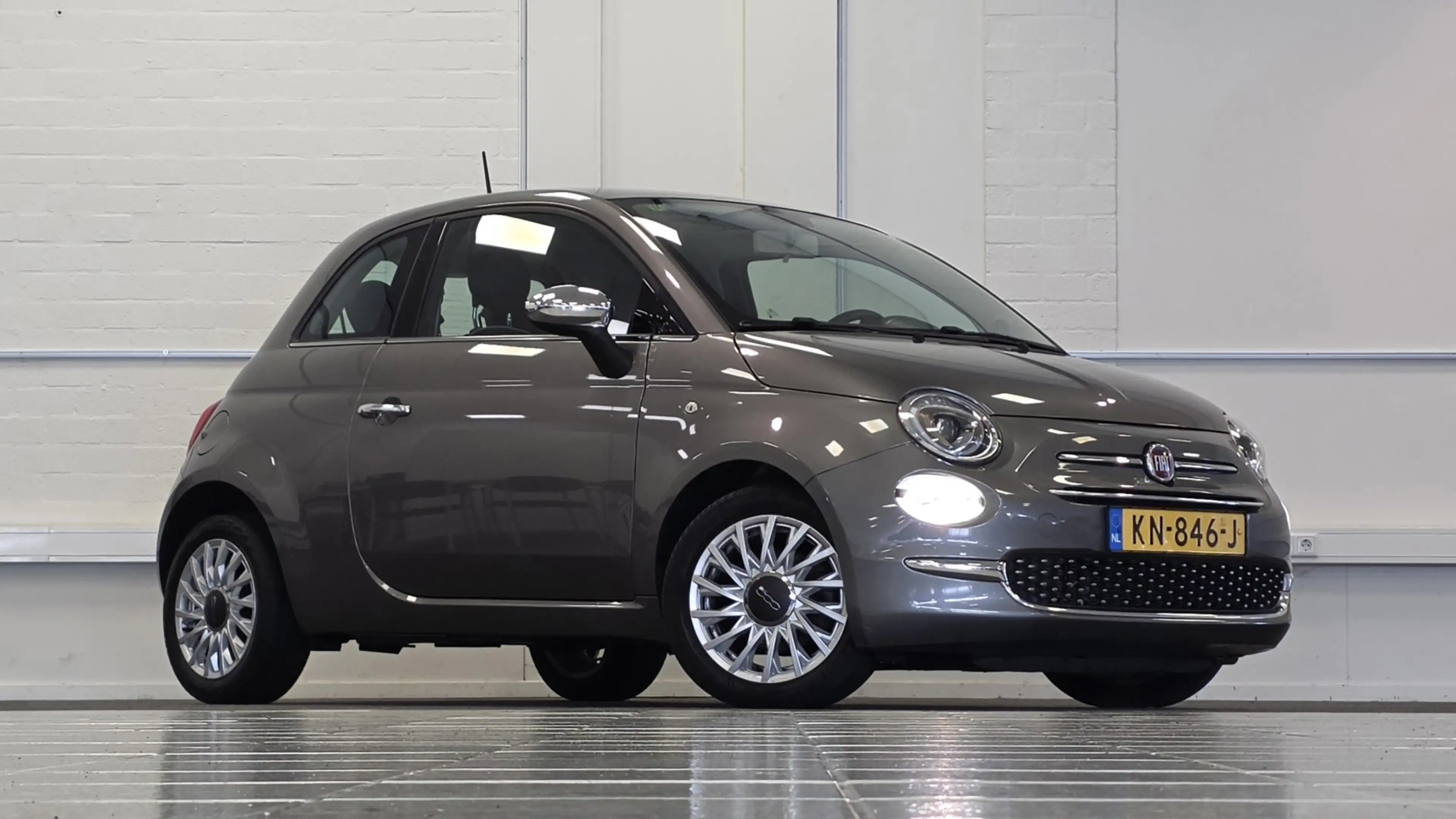Fiat 500 0.9 TwinAir Turbo Lounge Carplay Pano PDC Garantie — photo 2
