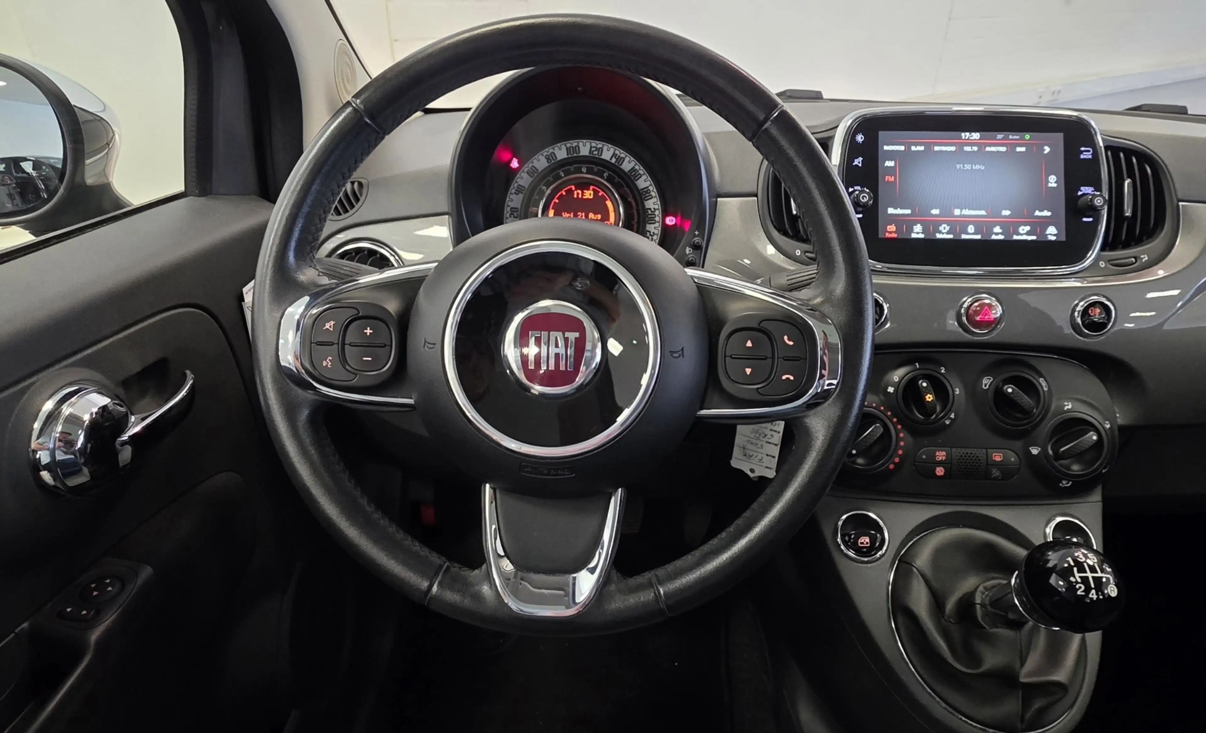 Fiat 500 0.9 TwinAir Turbo Lounge Carplay Pano PDC Garantie — photo 14