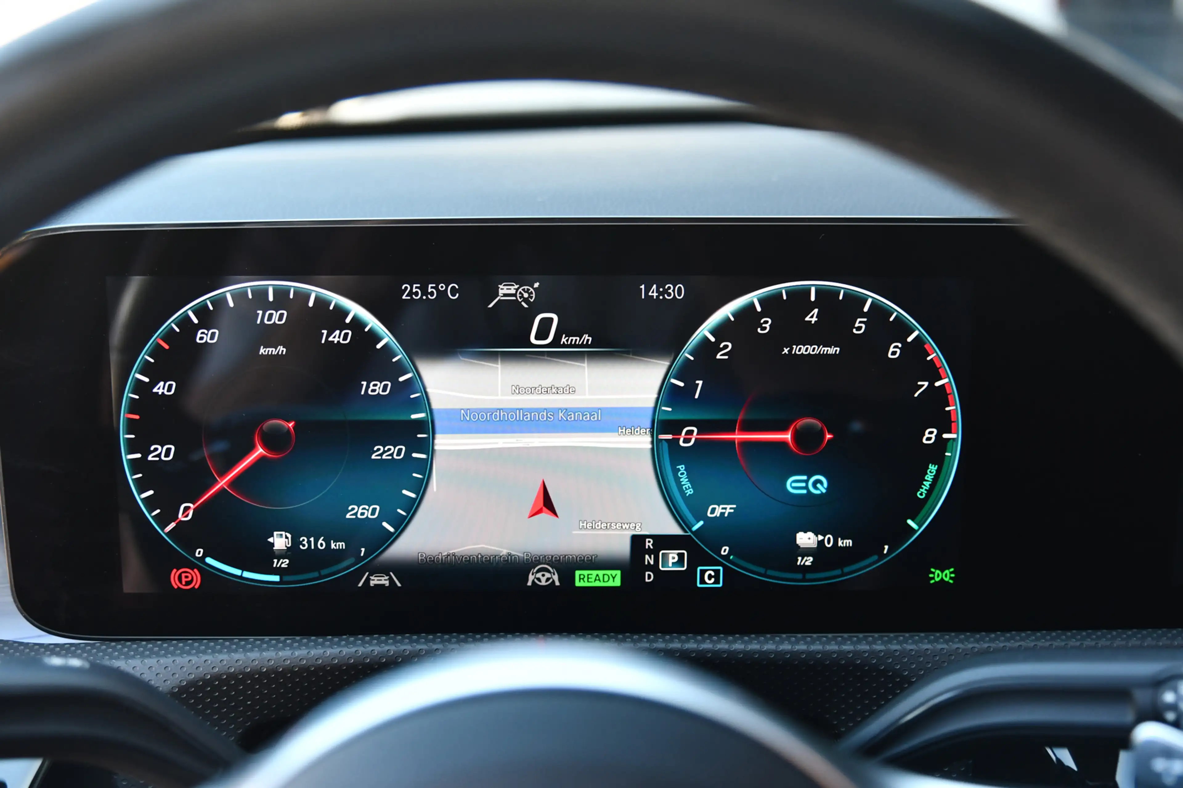 Mercedes-Benz A 250 e AMG Edition, Night, Burmester, ACC, Trekhaak, Do — photo 33
