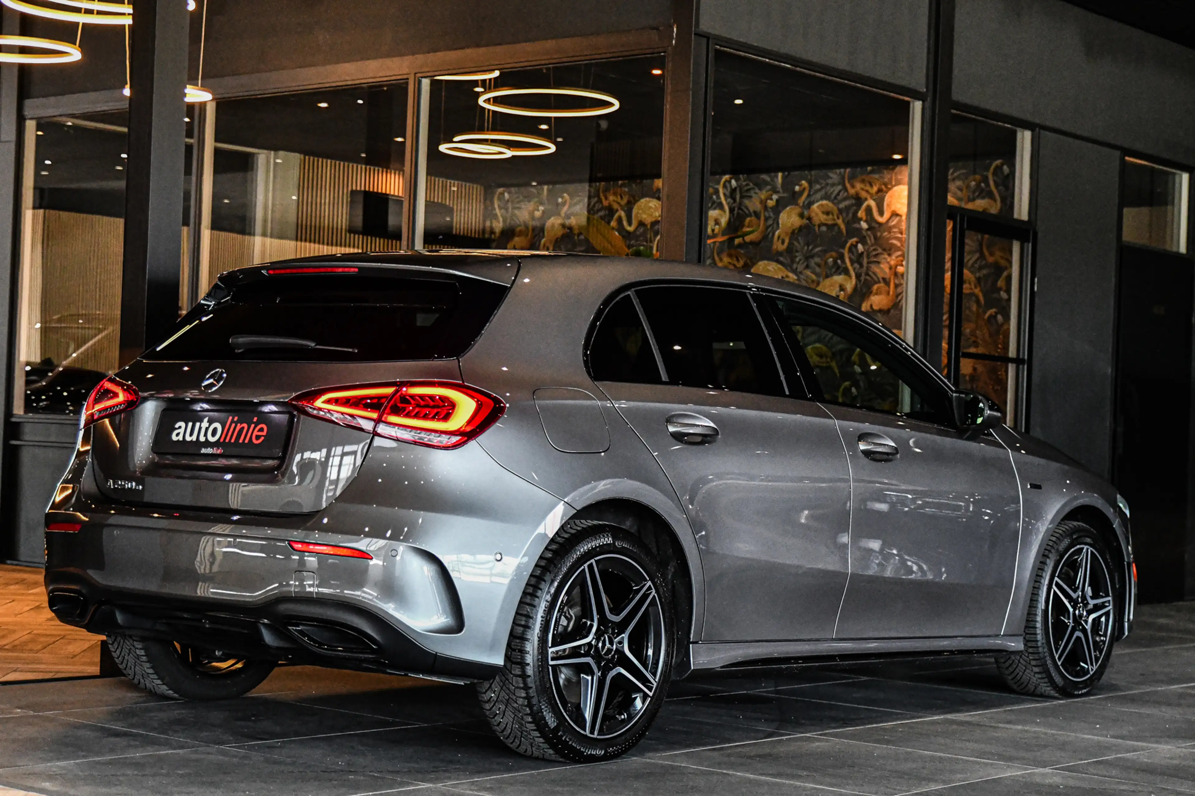 Mercedes-Benz A 250 e AMG Edition, Night, Burmester, ACC, Trekhaak, Do — photo 4
