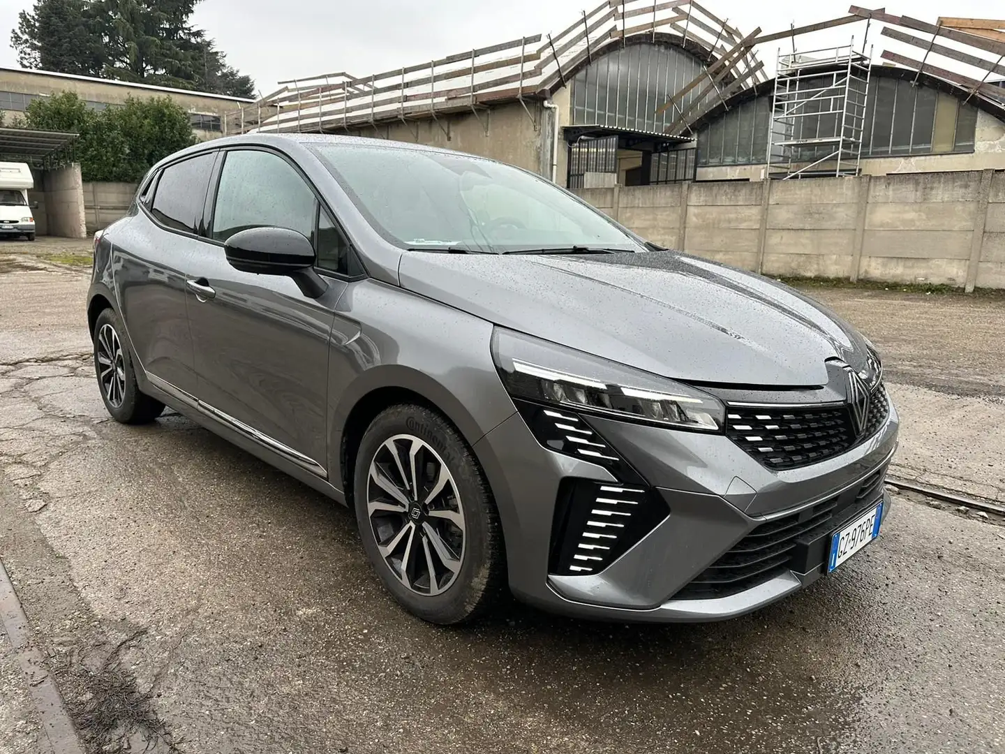 Renault Clio Clio TCe 90 CV 5 porte Techno Grigio - 1