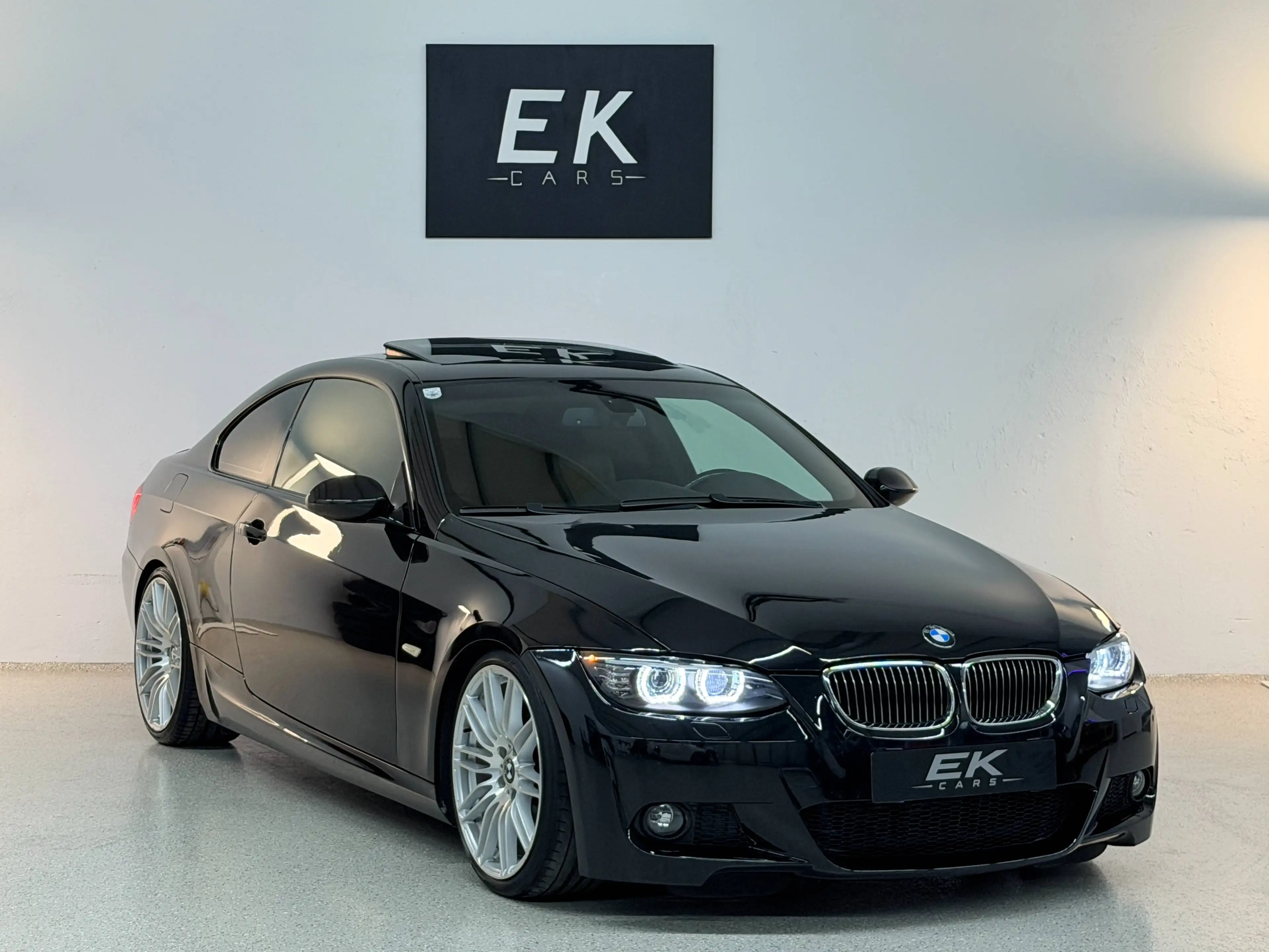 BMW 325 D AUT. M-SPORTPAKET *SCHIEBEDACH* *NAVI* *19ZOLL* *SITZH* *PDC* *GEWINDEFAHRWERK* — photo 3