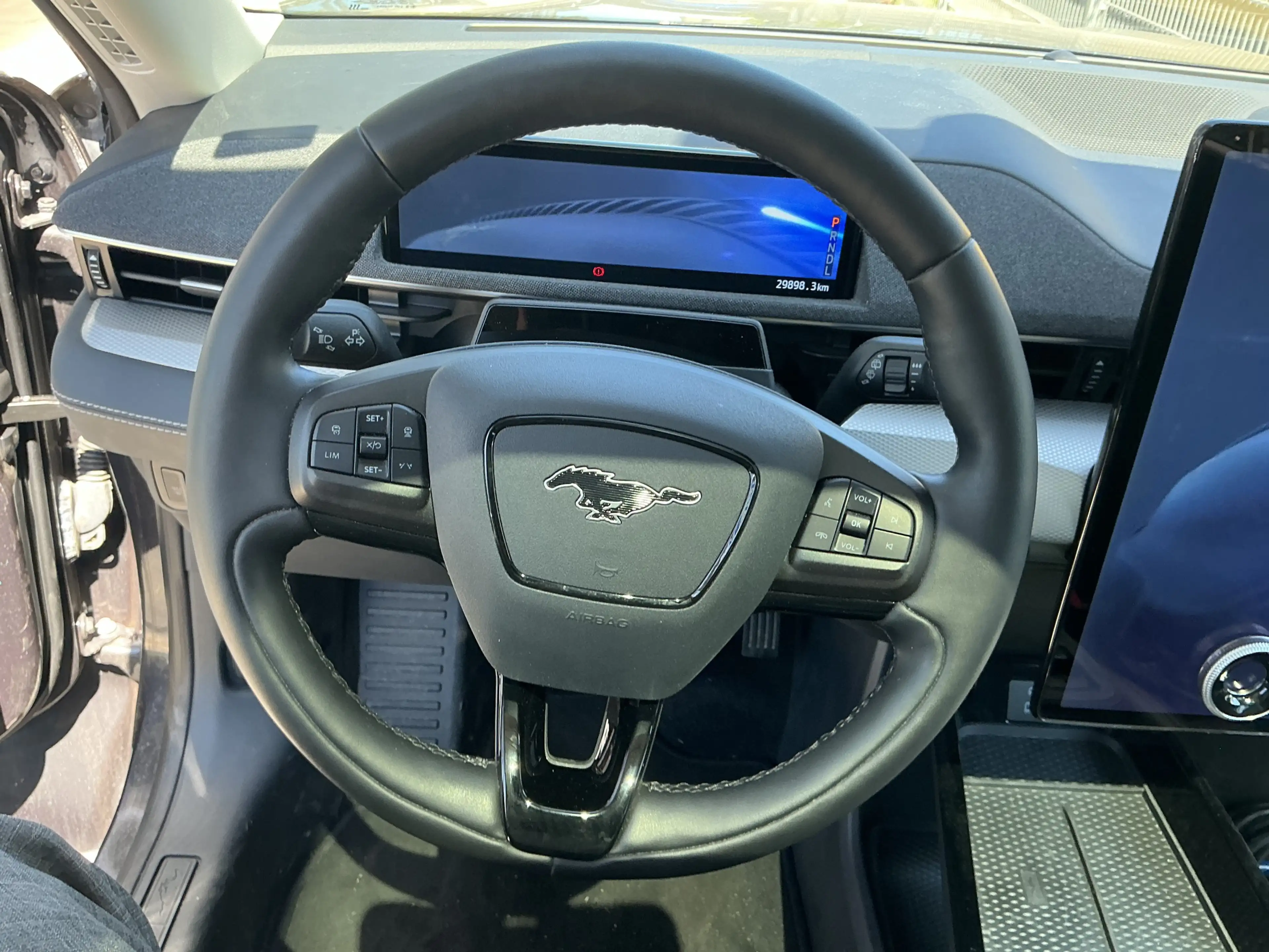 Ford Mustang Mach-E Leder Memory 360Cam Pano ACC SHZ — photo 7